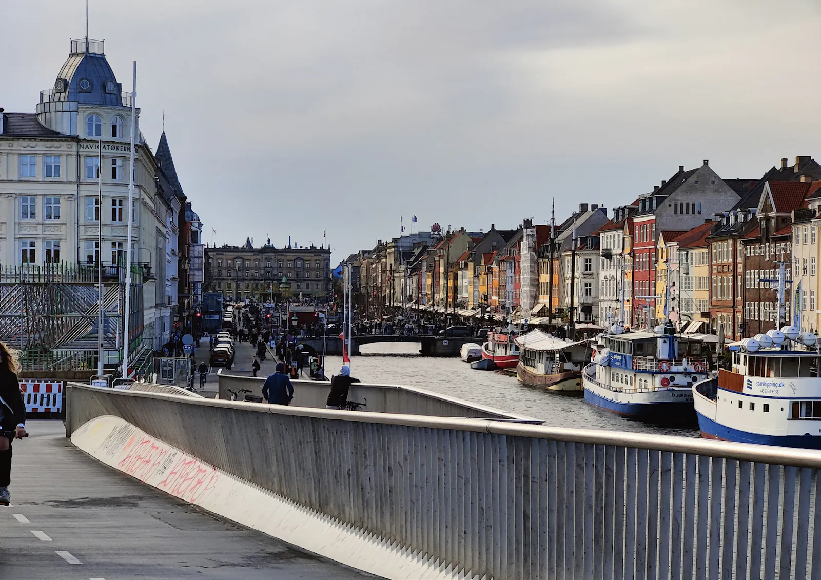 NYHAVN FROM INDERHAVNSBROEN - stunning view of Nyhavn’s colourful 17th-century buildings, boats & restaurants | Inderhavnsbroen, 1401 København, Denmark