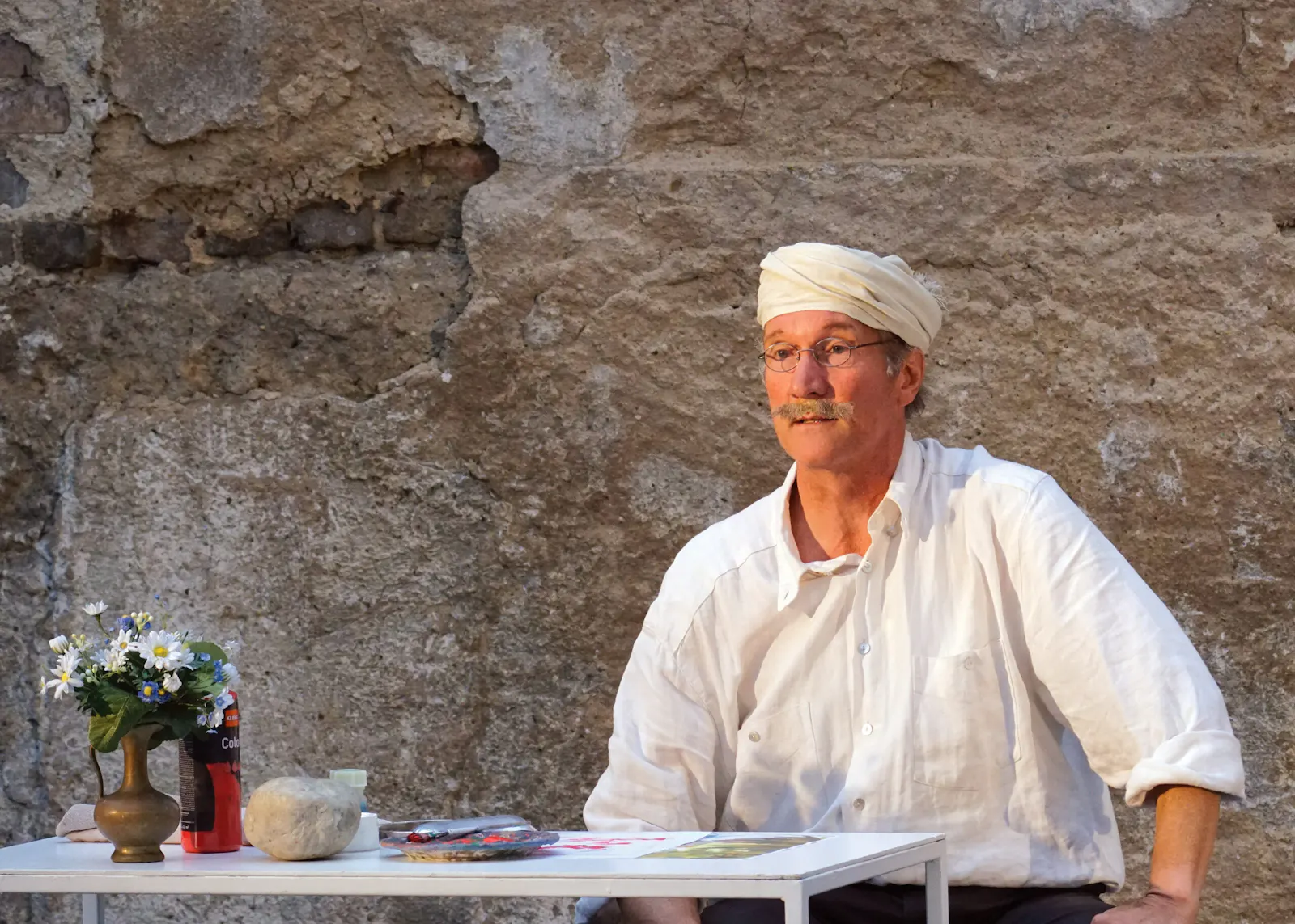 Stefan Ă–sterle im Programm "Reiselust". Foto: Dein Theater/Wortkino