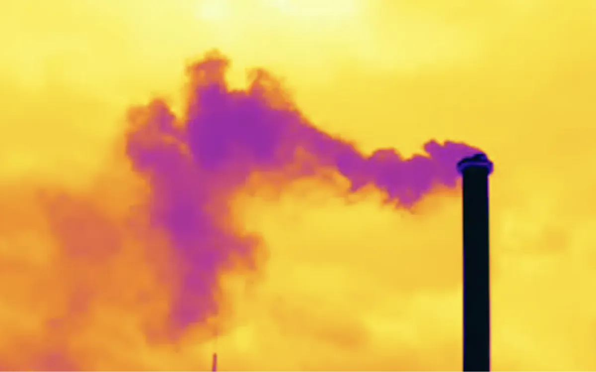 Ausweichendes Methan aus einer Gasproduktionsstätte. "1 : 1 die Forderungen der Gaslobby durchgesetzt"
Credit: Deutsche Umwelthilfe
