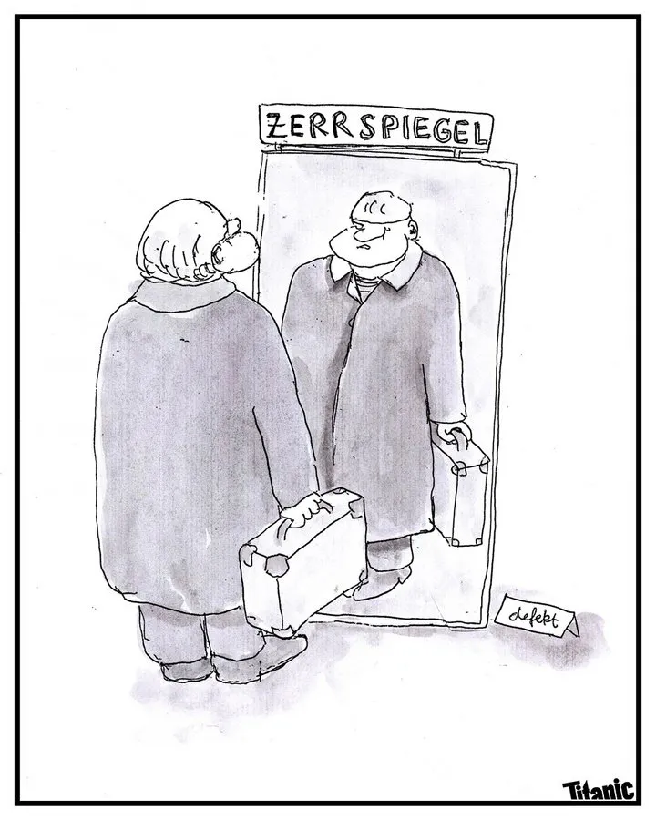 von Paul Amsel gezeichneter Cartoon: Eine Person betrachtet sich erstaunt in einem Zerrspiegel, neben dem ein kleines Schild mit der Aufschrift "defekt" steht.
