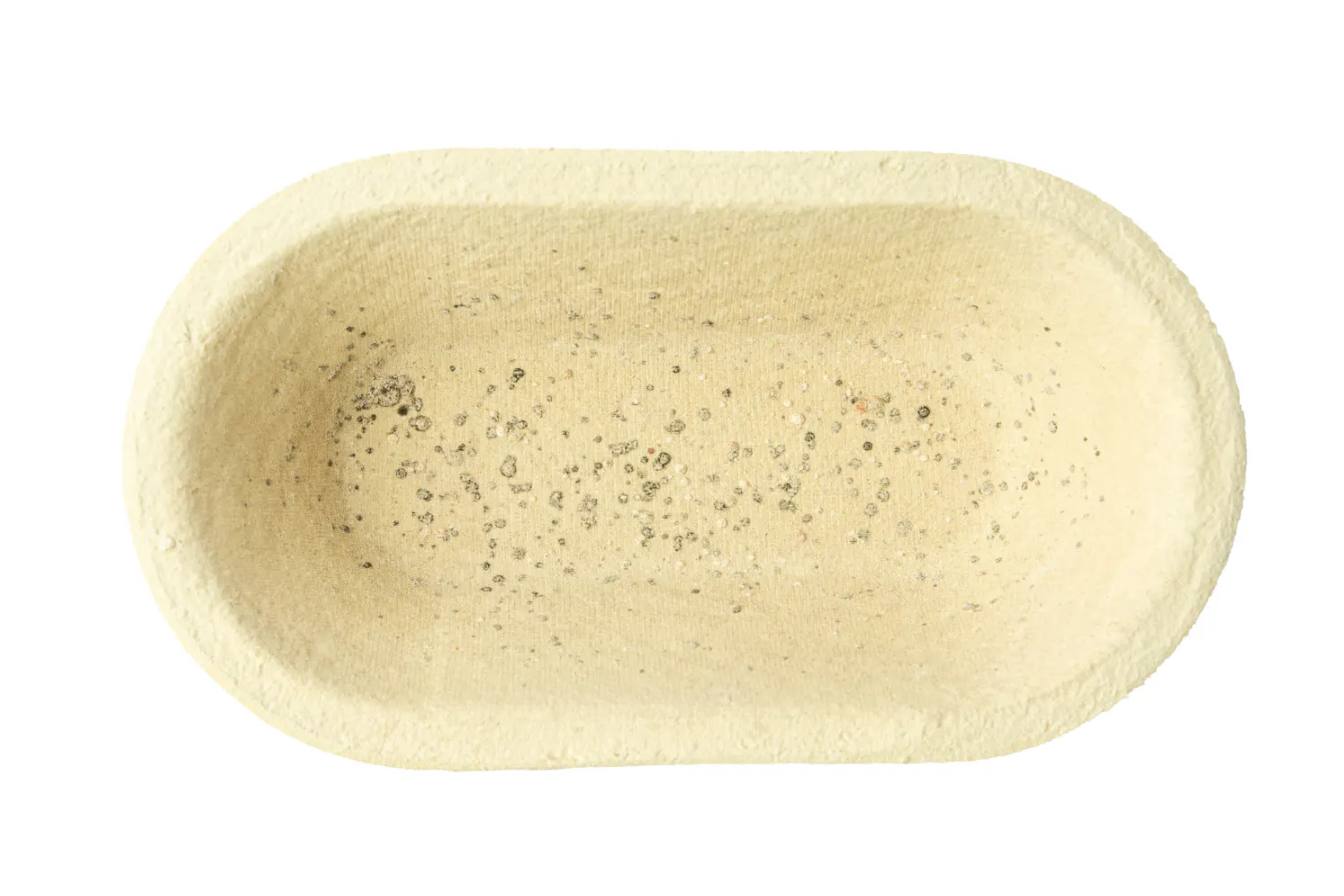 Von mikrobiellen Kolonien besiedelter Gärkorb (Länge Boden: 17 cm, Länge Öffnung mit Rand: 26 cm).