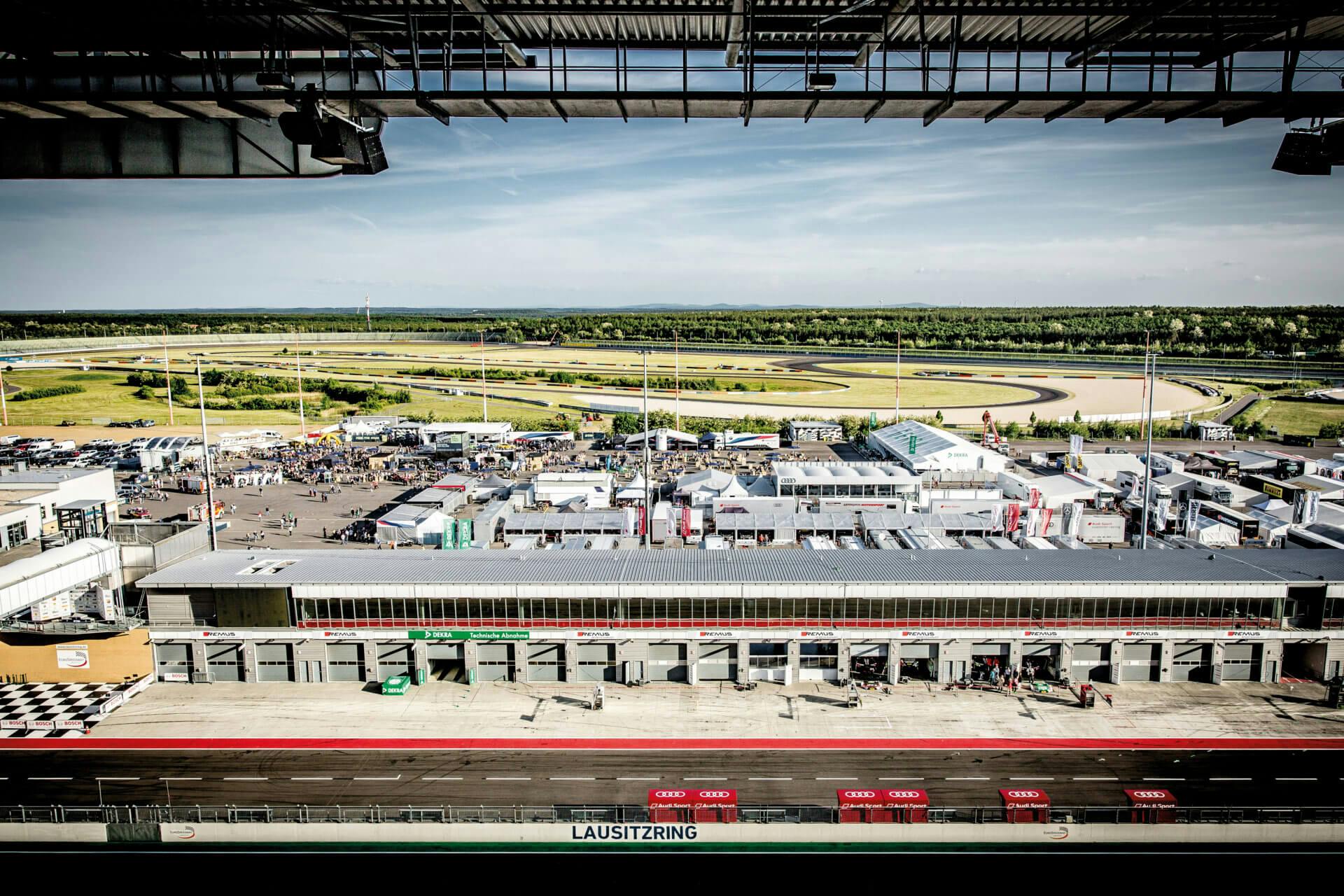 Seit 2017 testet Dekra am Lausitzring. Foto: Dekra