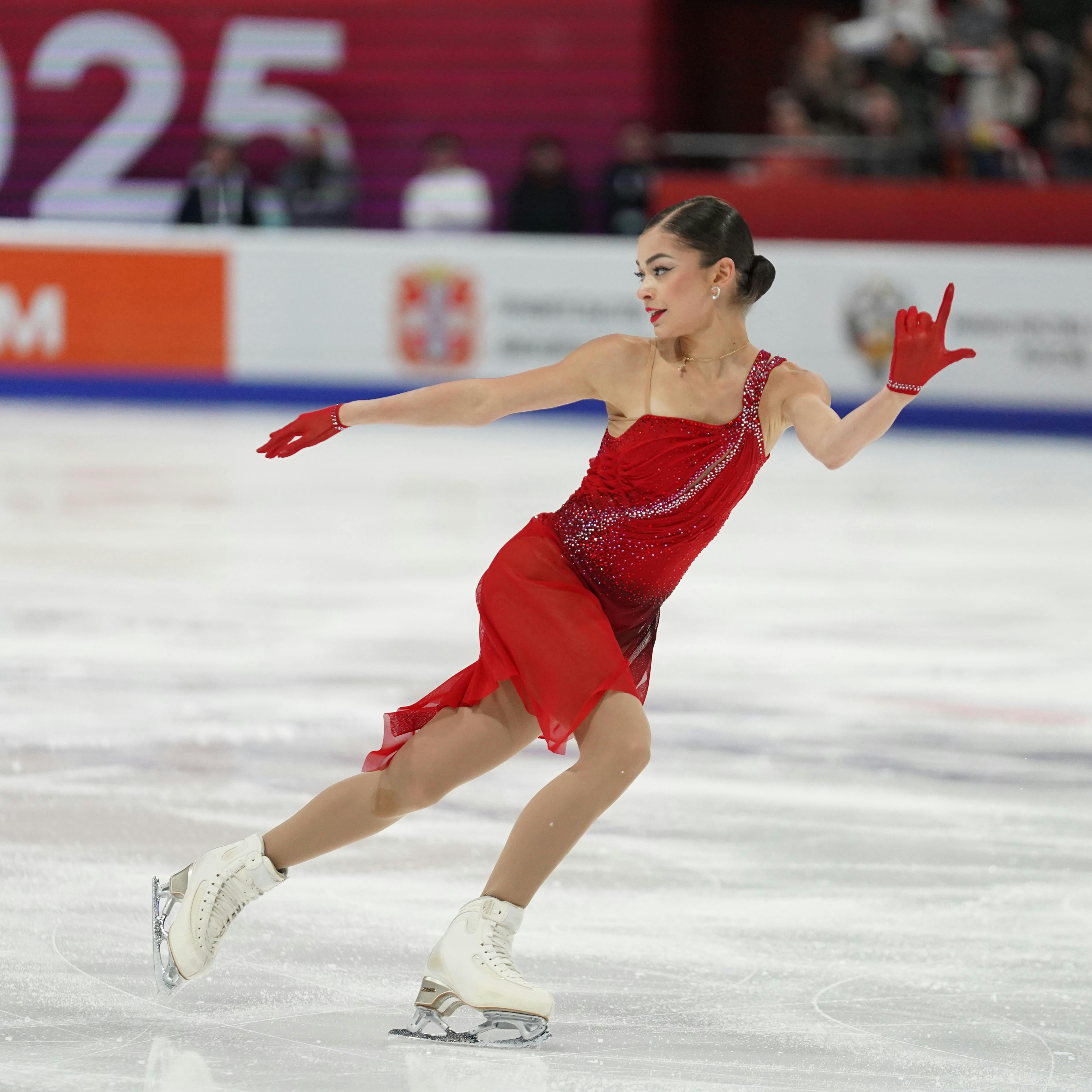Eisläuferin Adelia Petrosian bei der Russischen Meisterschaft 2025.