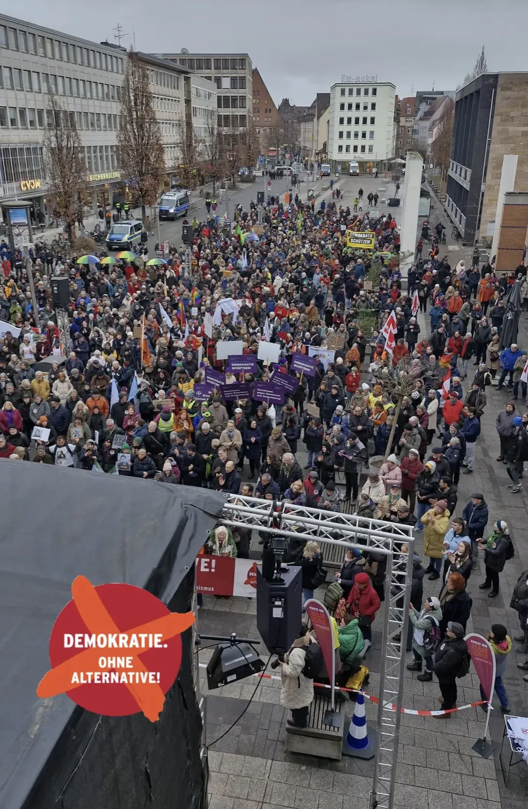 Blick über die Zentrale Kundgebung zur Kommunalwahl vom 07.02.2026.