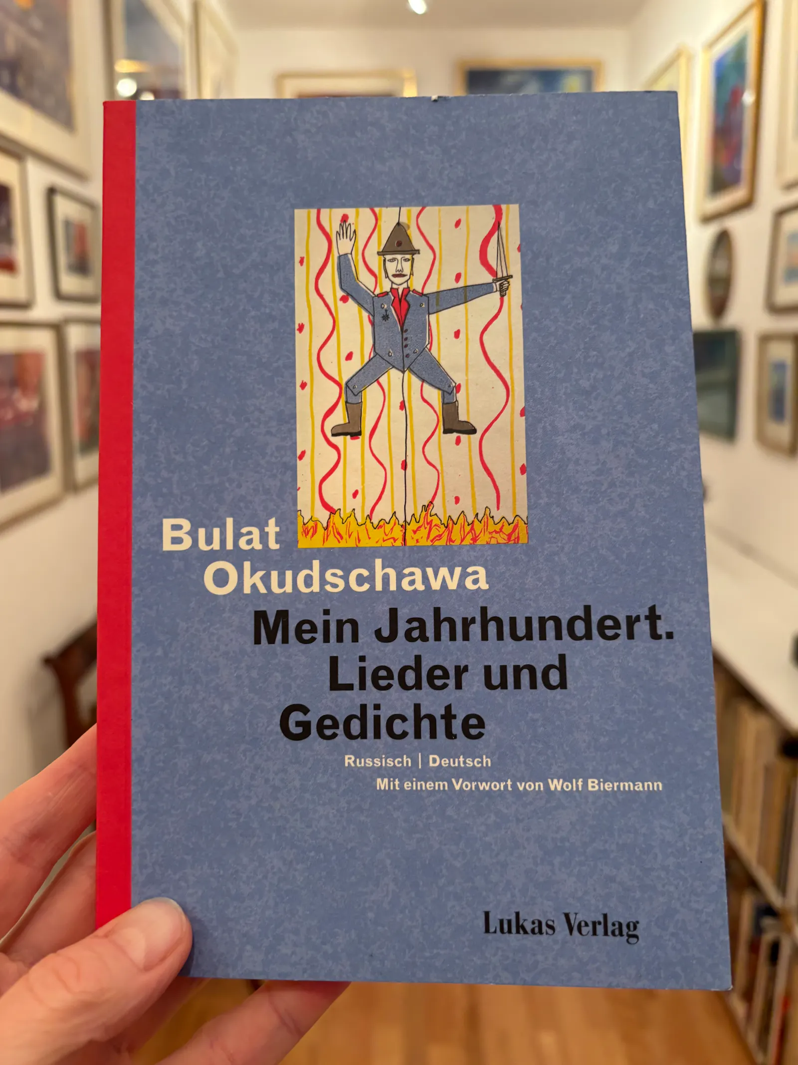 Cover des Buches "Mein Jahrhundert. Lieder und Gedichte" von Bulat Okudschawa.