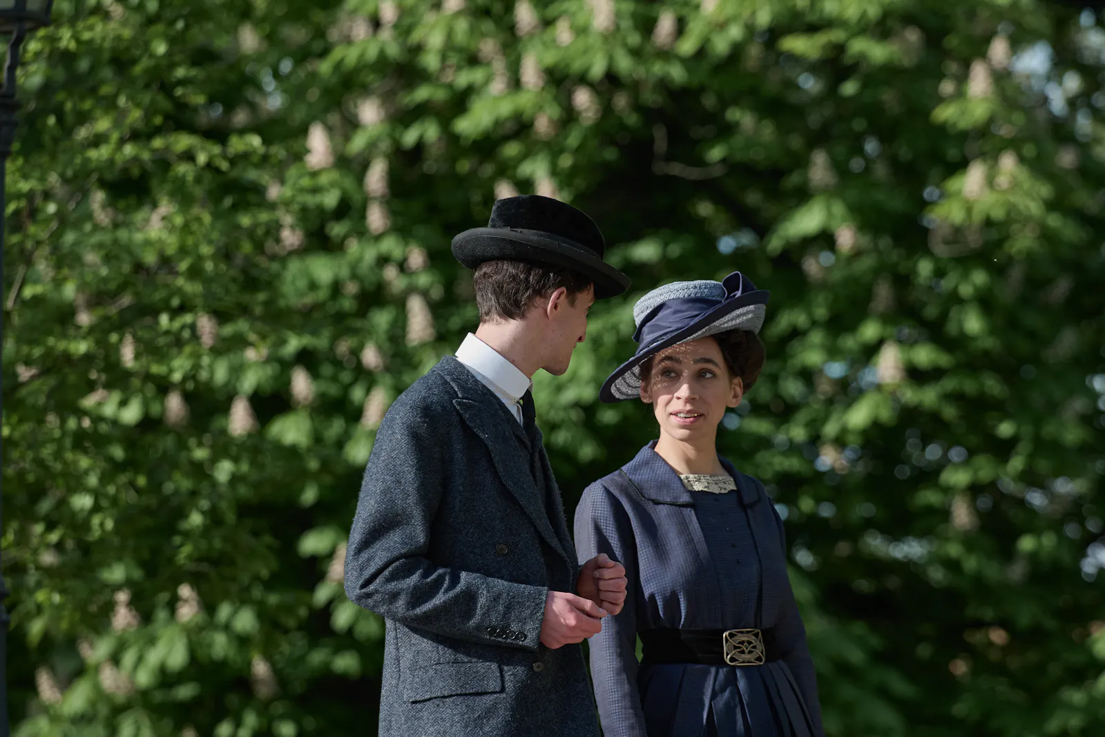Idan Weiss als Franz Kafka, Carol Schuler als Felice Bauer // @ Marlene Film Production, X Verleih AG