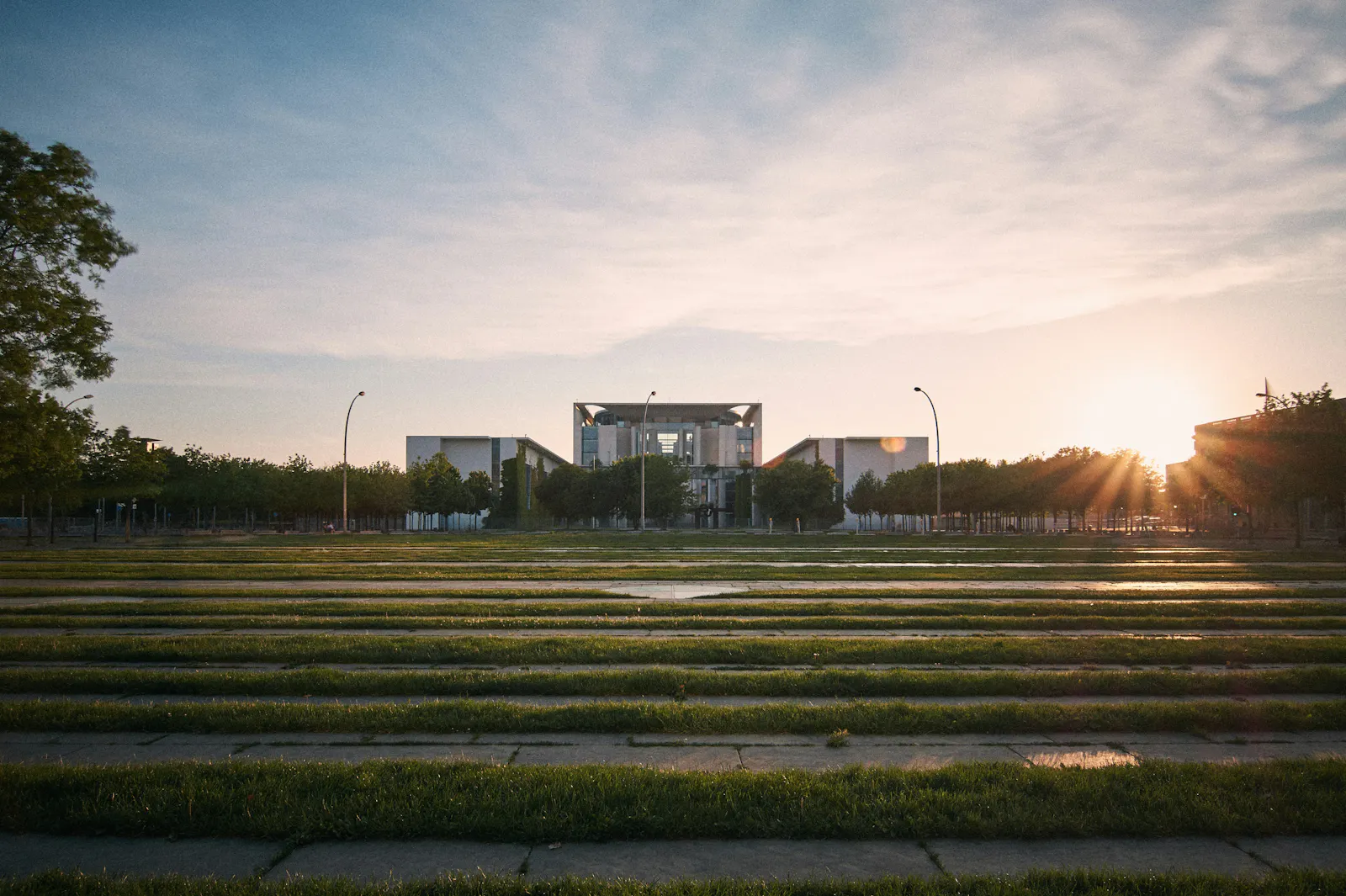 Das Bundeskanzleramt im Sonnenuntergang