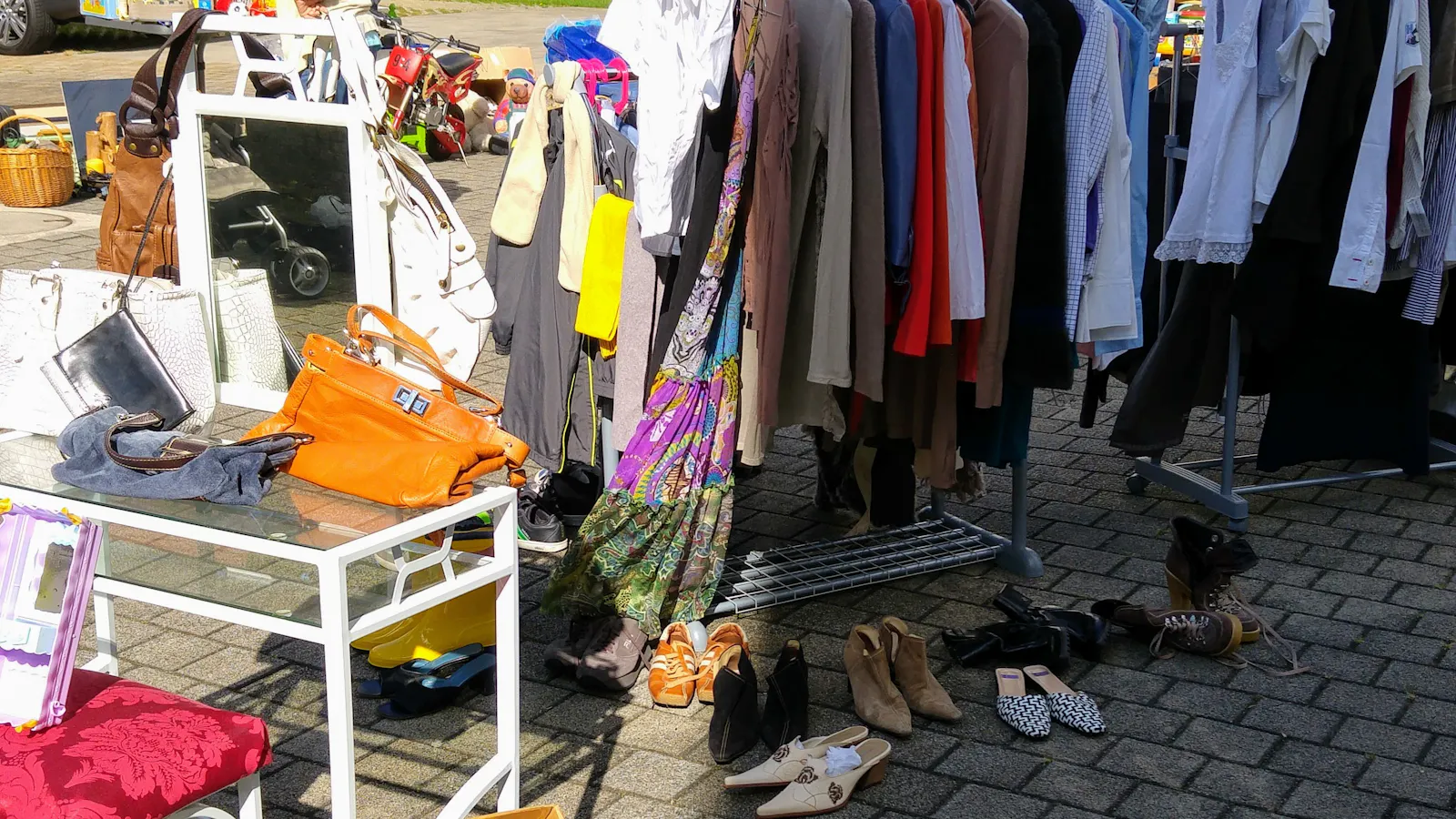 Hofflohmarkt. Foto: Jürgen Brand