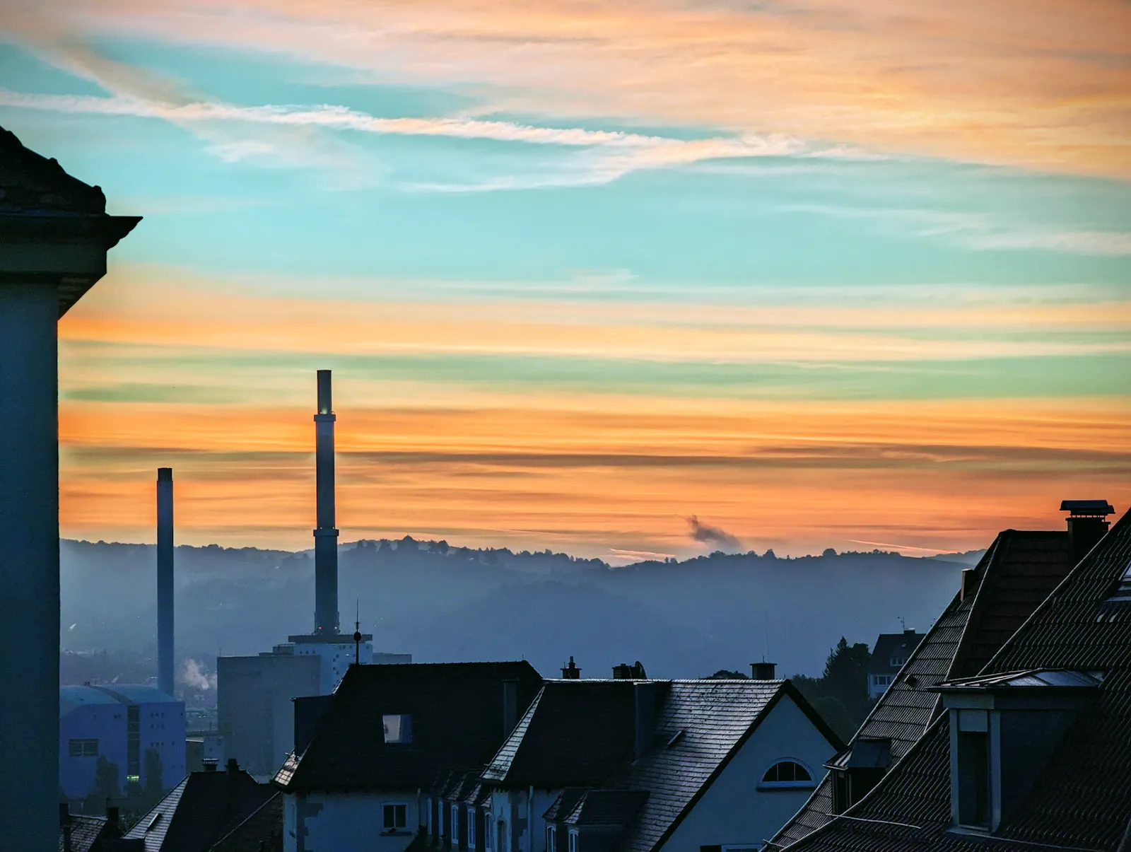 Sonnenaufgang über Gaisburg. Foto: Jürgen Brand