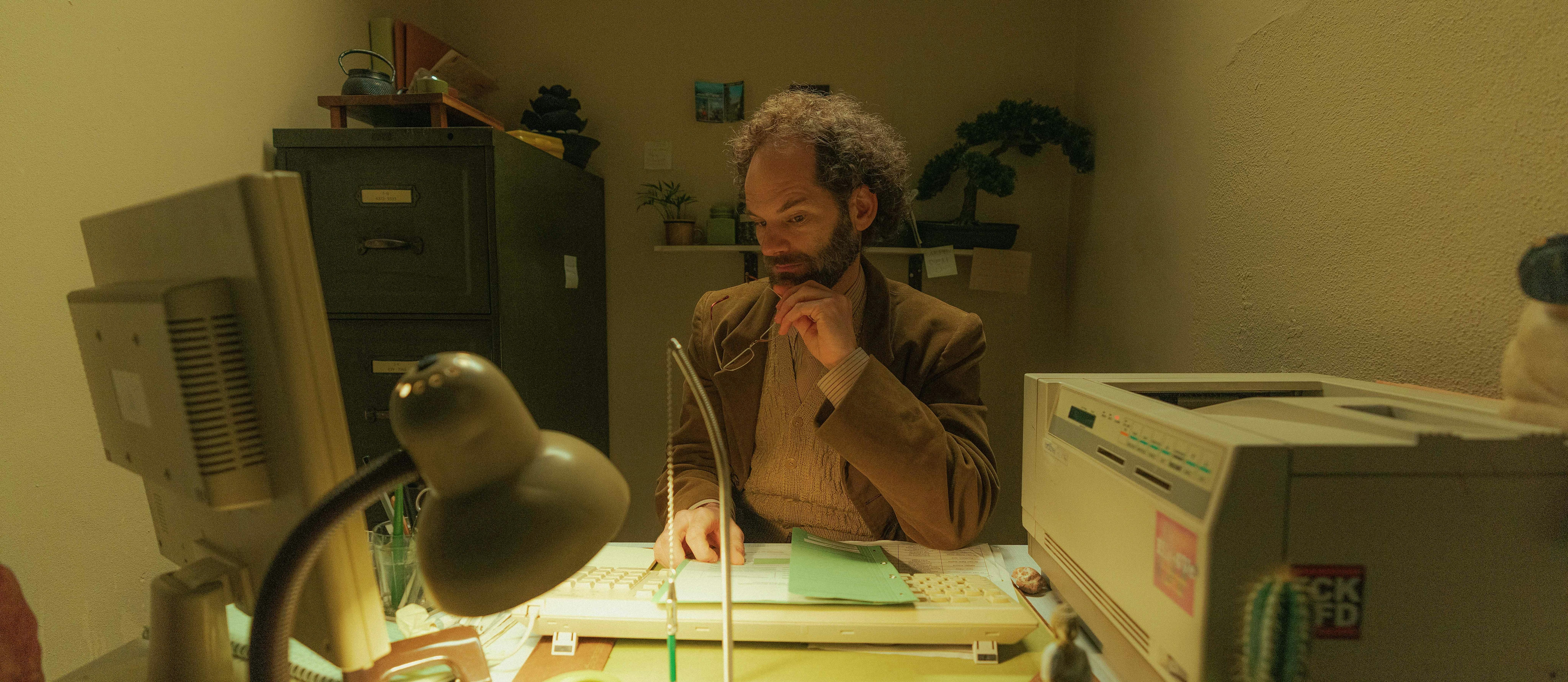 Fridolin (Maximilian Schafroth) fragt sich viel // © WennDann Film GmbH / Luis Zeno Kuhn