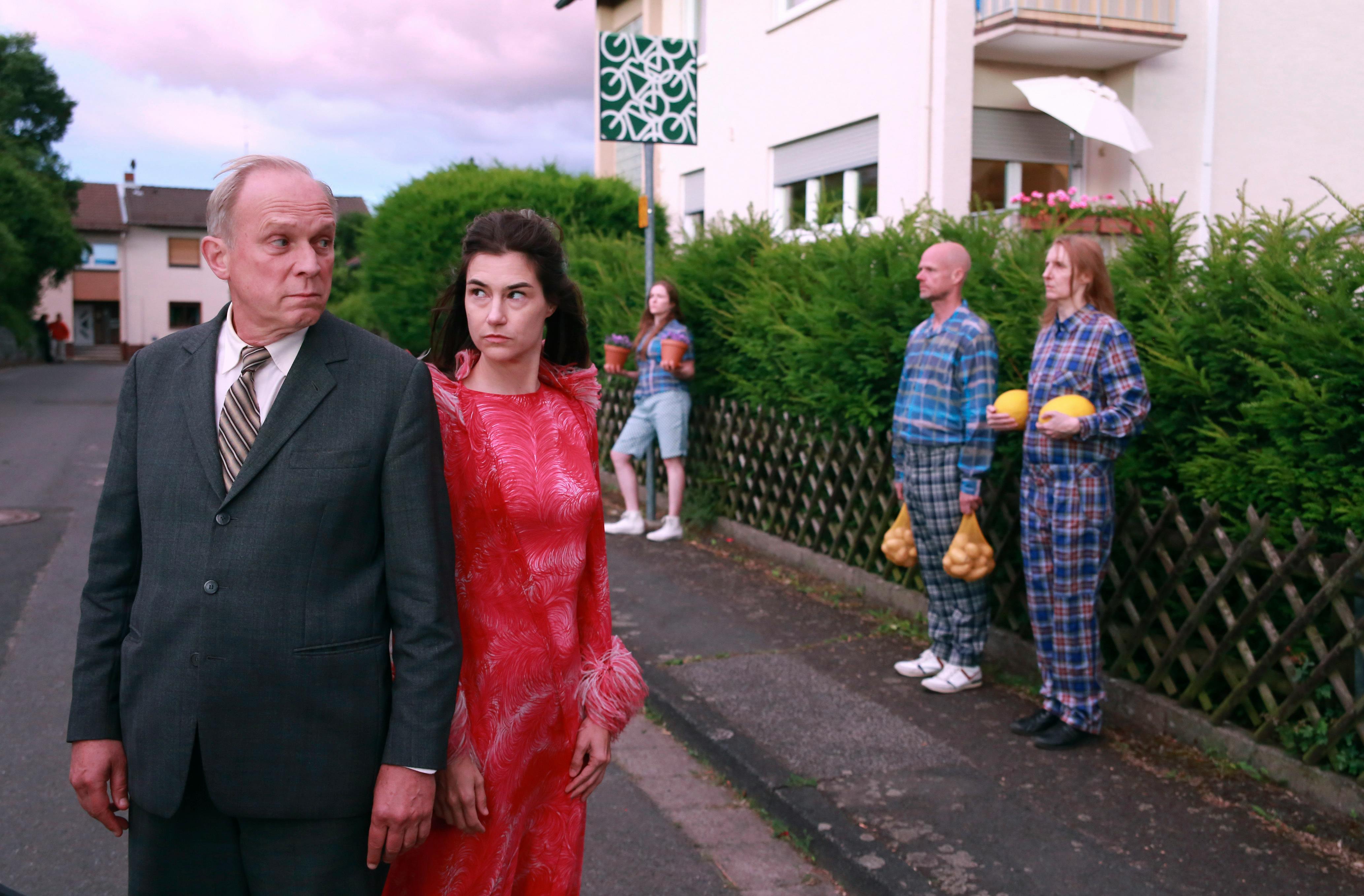 Alles doppelt:  Felix Murot (Ulrich Tukur) und Eva Hütter (Nadine Dubois) // © HR/Senator Film/Dietrich Brüggemann