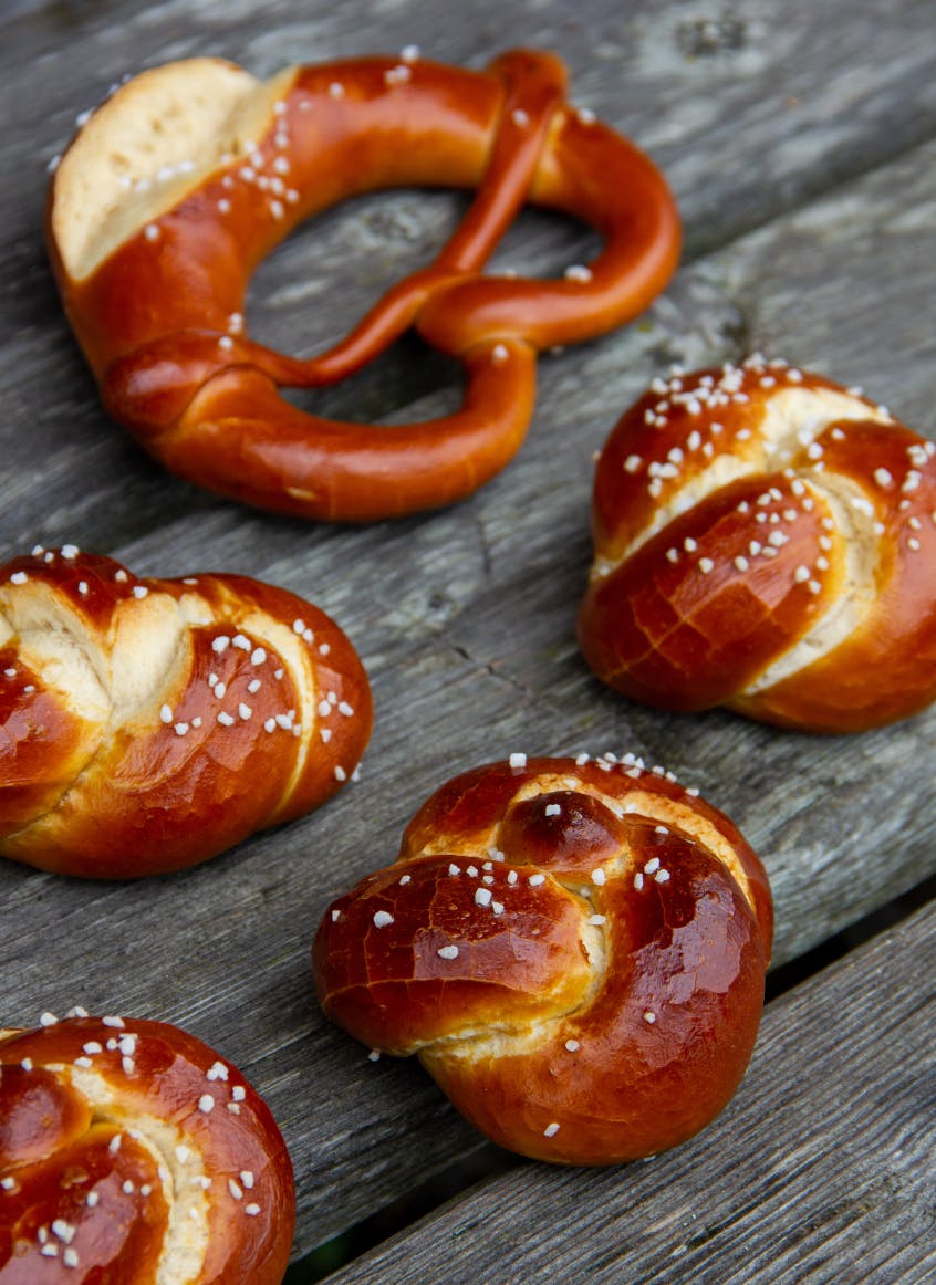 Von Rezepten lernen: Laugengebäck 2.0