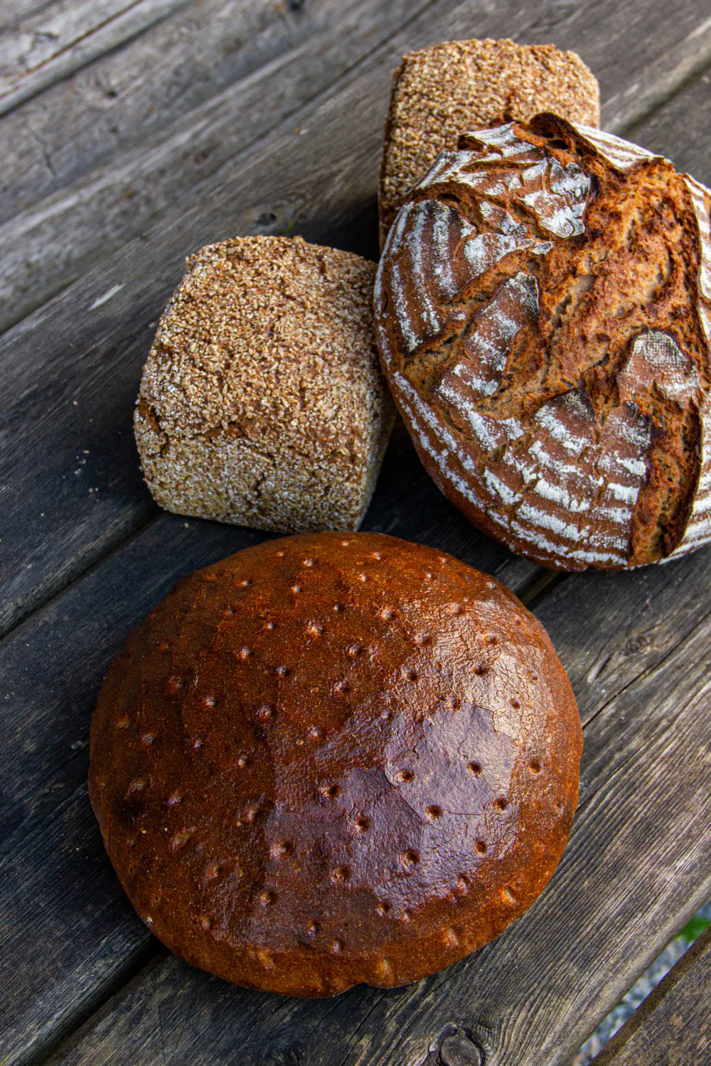 5 Minuten mehr oder weniger Backzeit können einen entscheidenden Unterschied in der Brotqualität bedeuten, selbst wenn die Ziel-Kerntemperatur erreicht ist.