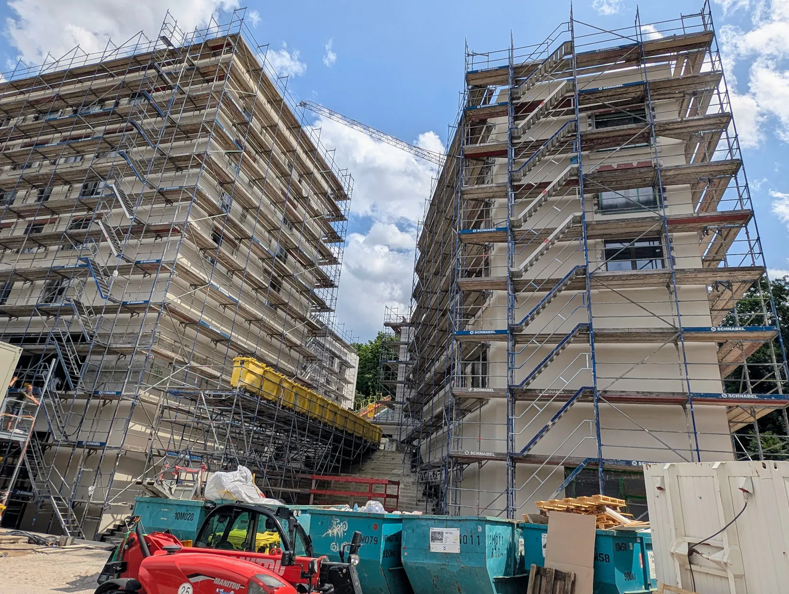 Ende des Jahres werden die Neubauten am Stöckachplatz weitgehend fertig sein. Foto: Jürgen Brand