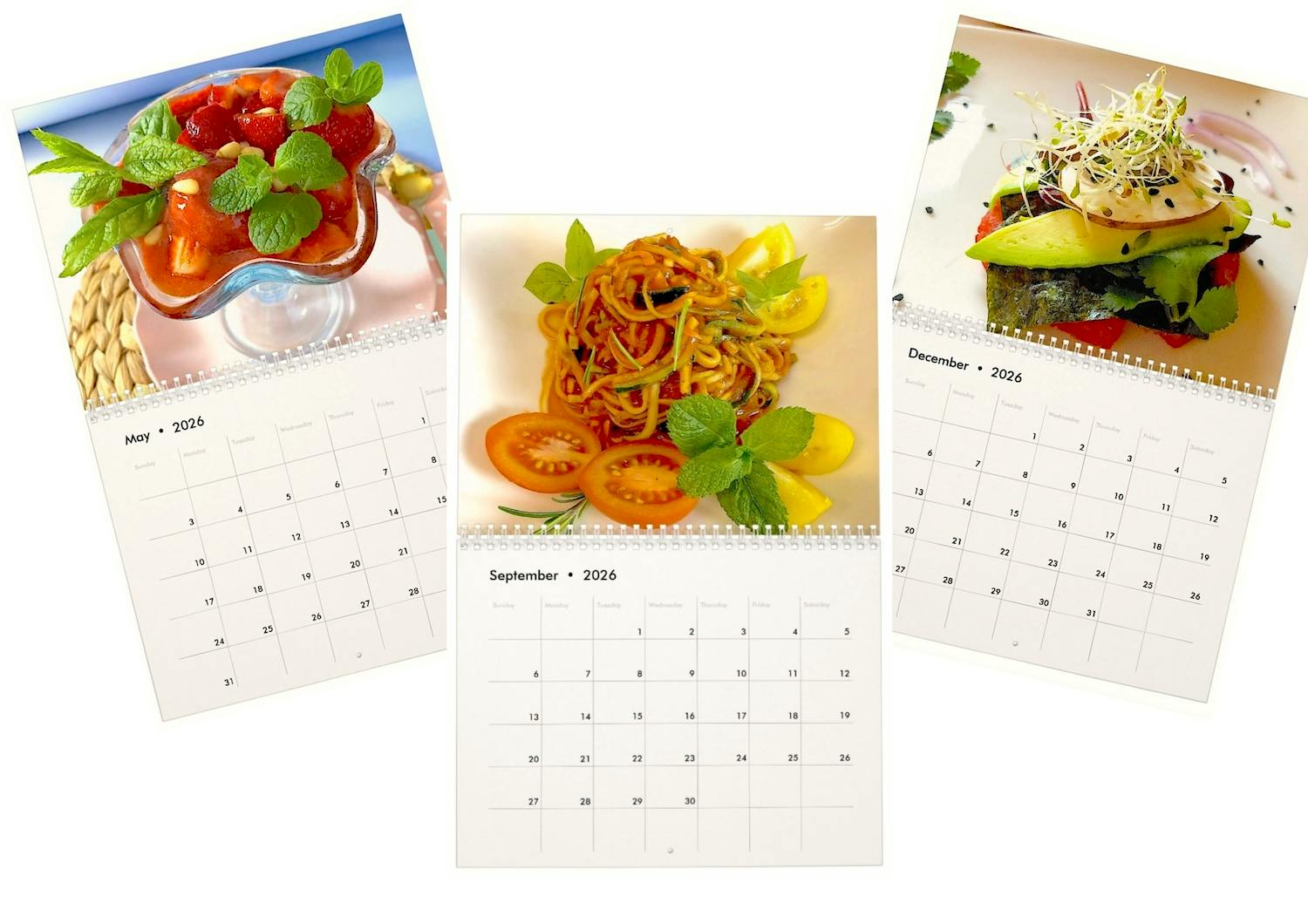 Geniessen Sie einen köstlichen und gesunden selbst gepressten Tomatenjus. 
Das Rezept dazu finden Sie ab Januar 2026 auf unserer Homepage rohchoschtland-schlaraffenland.ch.
Wir werden Ihnen den Link dazu in unserem Newsletter anfang Januar 2026 hier zusenden.

Viel Freude und Spass beim Entdecken unseres neuen mit viel Liebe hergestellten neuen Rohchoschtland Schlaraffenland Kalender 2026.

Es grüsst Sie freundlich,
Rohchoschtland Schlaraffenland
Daniela Elia