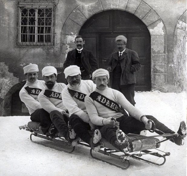 Symbolfoto aus Davos, als sich der Wintersport langsam entwickelte.