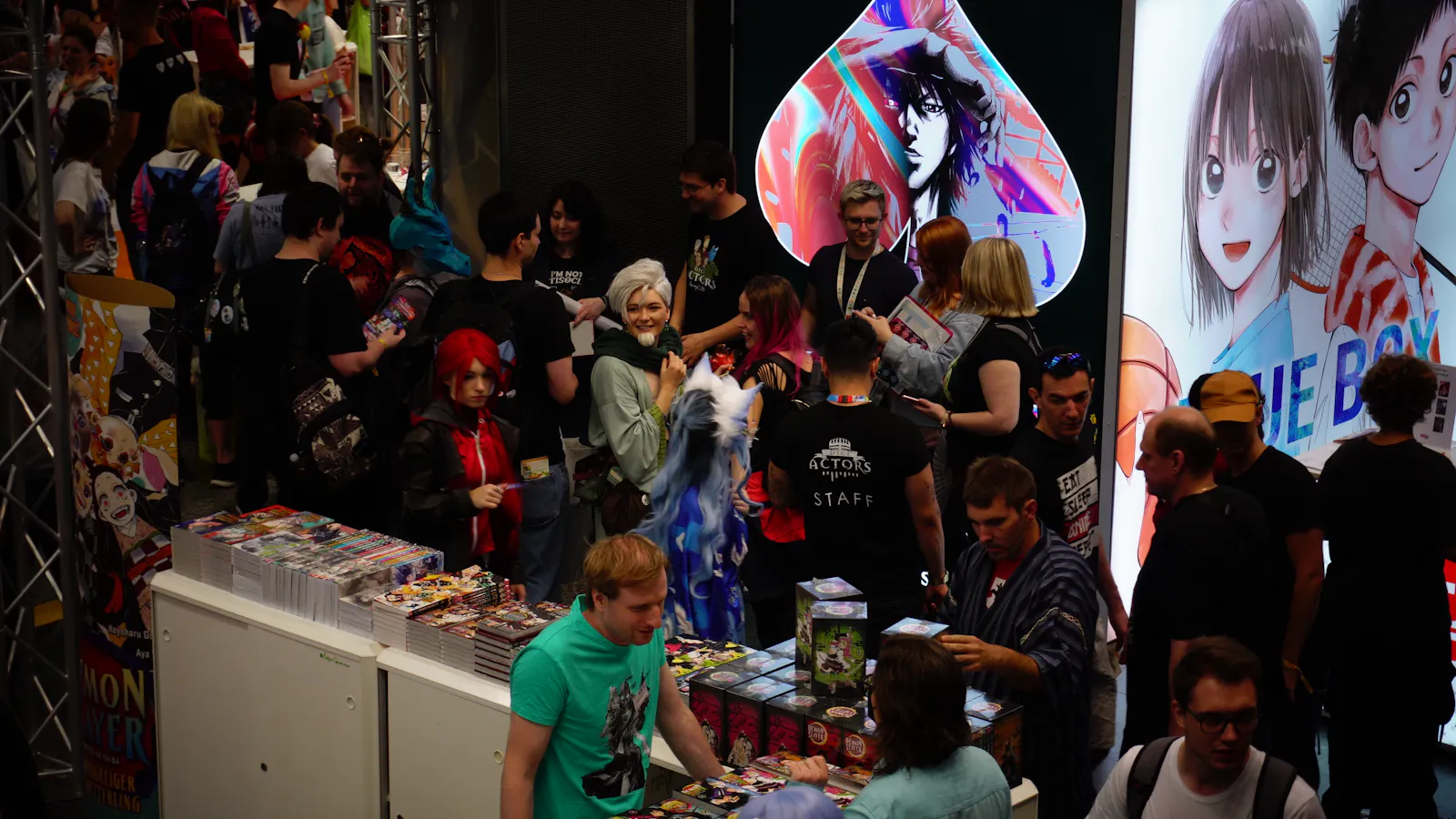 Dice Actors und Community-Mitglieder im Gewusel der AnimagiC