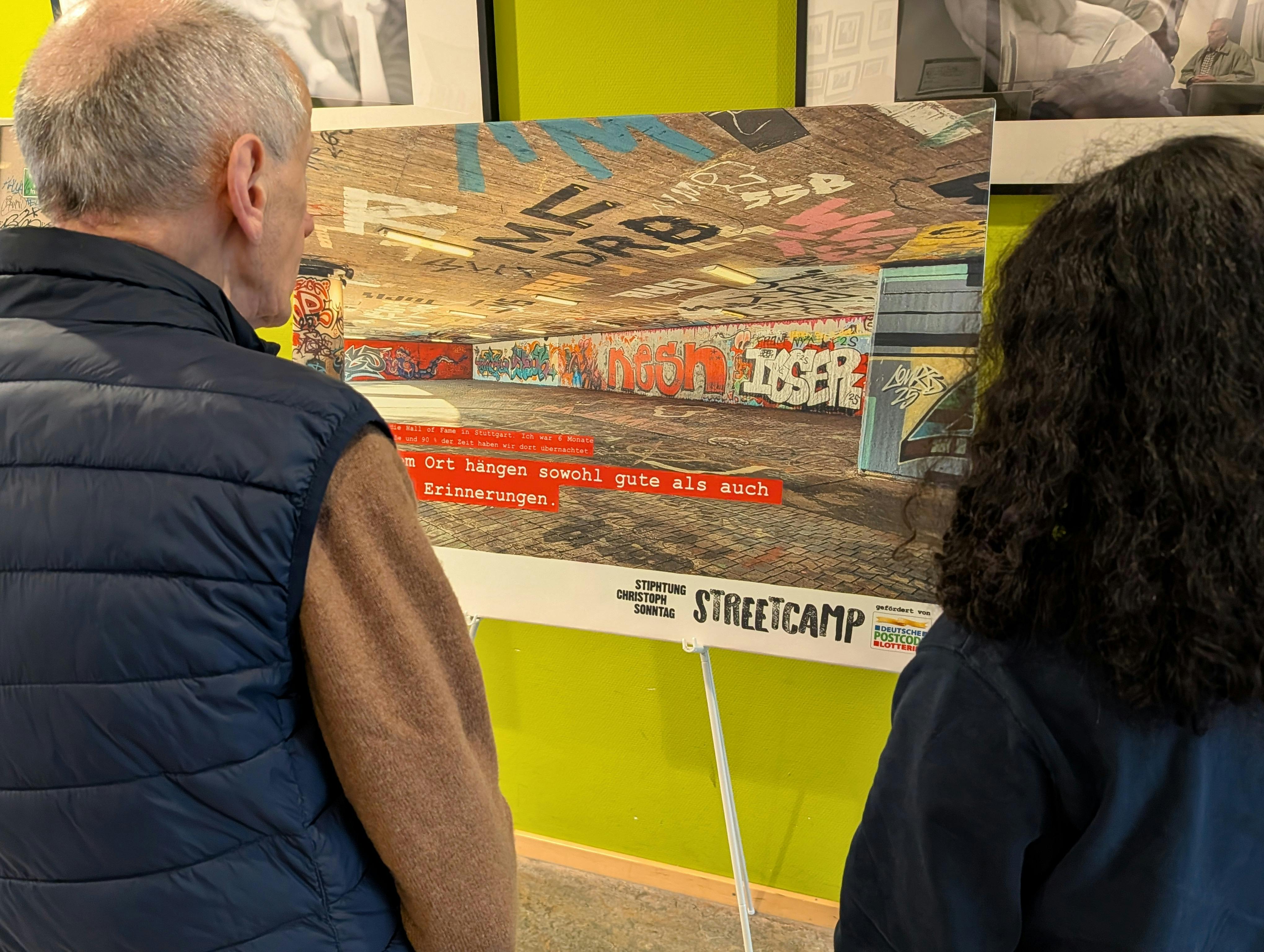Die „Hall of Fame” unter der König-Karls-Brücke in Bad Cannstatt ist einer der „Lieblingsorte”. Foto: Jürgen Brand