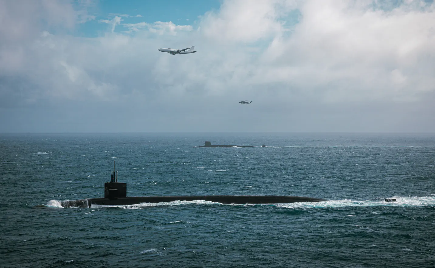 SSBN der Ohio Klasse (USA) und Vanguard Klasse (UK)