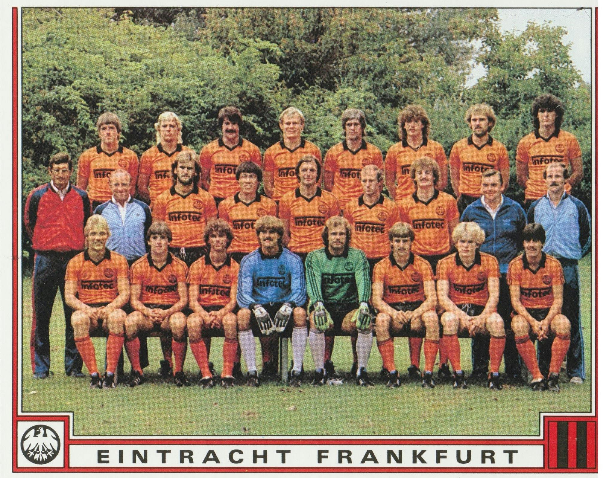 Manschaftsfoto für die Saison 1981/82 mit Infotec als neuen Hauptsponsor.
