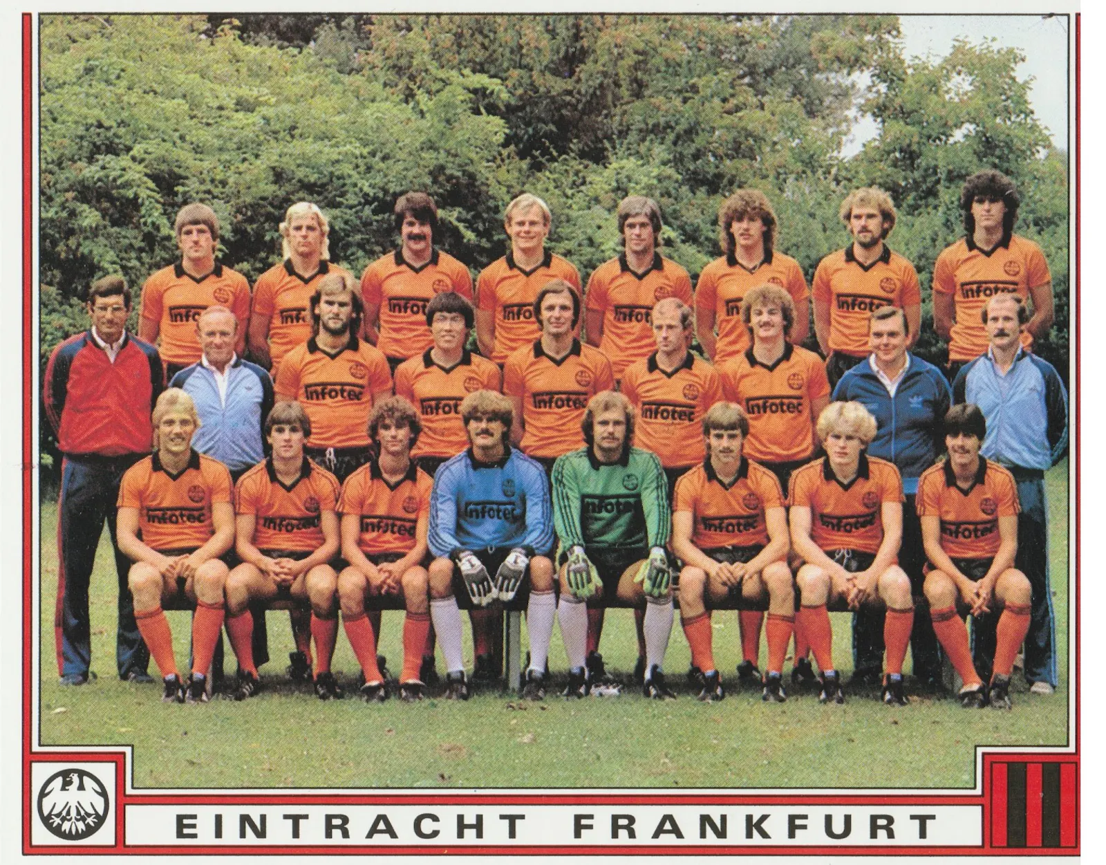 Manschaftsfoto für die Saison 1981/82 mit Infotec als neuen Hauptsponsor.
