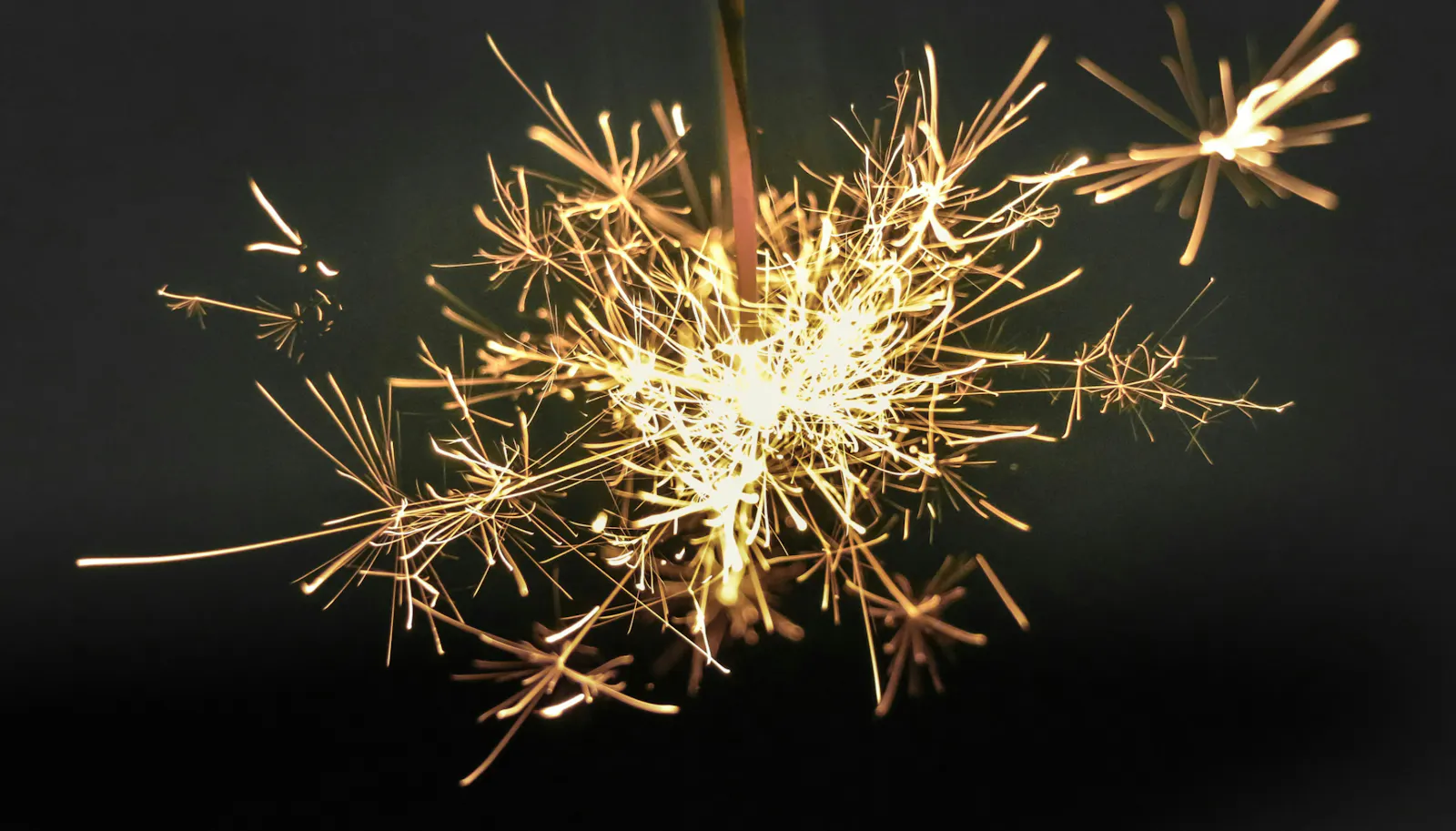 Wunderkerzen-Feuerwerk