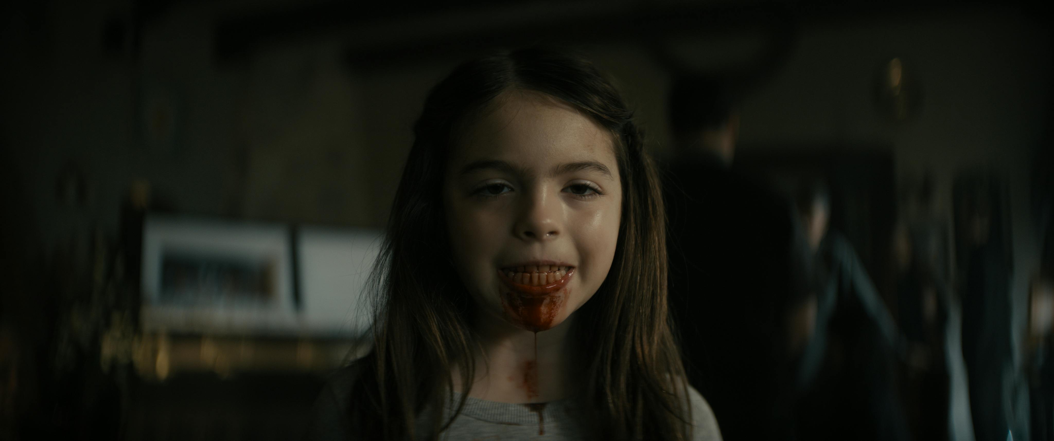 Bite Me! Billie Ray als Maud Cannon in New Line Cinemas, Atomic Monsters and Blumhouses LEE CRONIN’S THE MUMMY // © Warner Bros. Pictures Entertainment GmbH