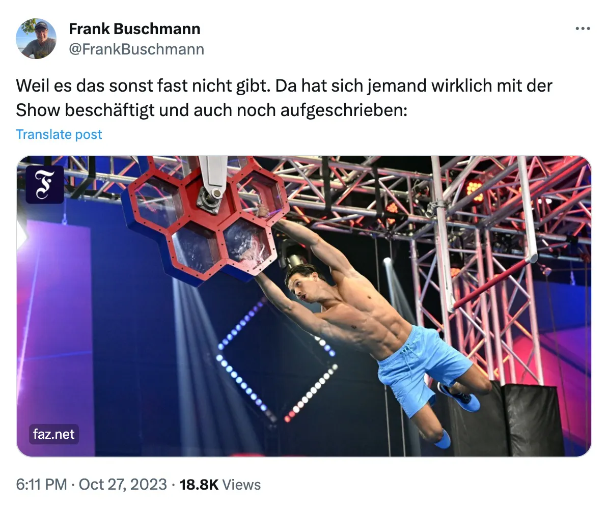 Frank Buschmann auf Twitter: „Weil es das sonst fast nicht gibt. Da hat sich jemand wirklich mit der Show beschäftigt und auch noch aufgeschrieben.“