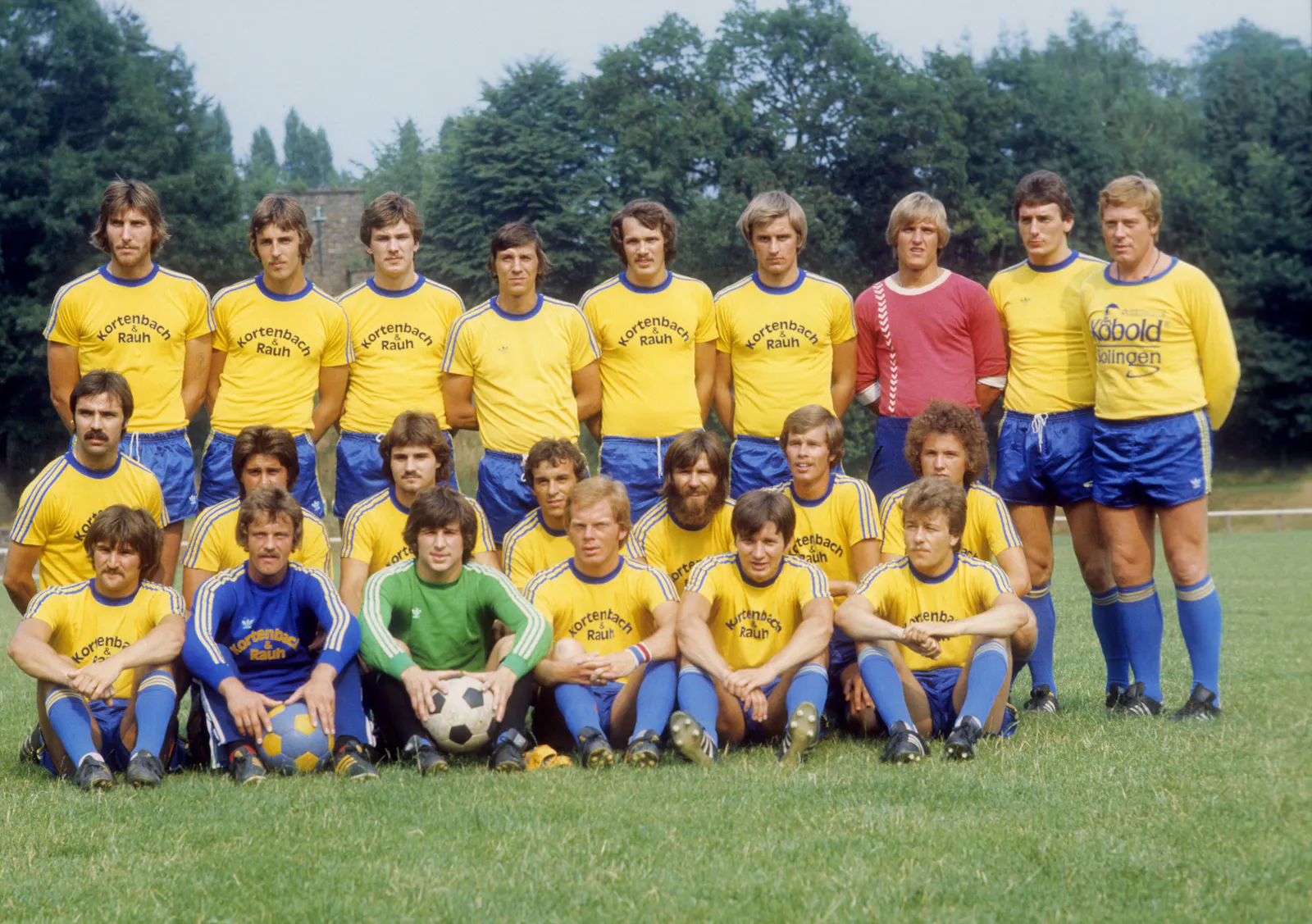 Der Kader der SG Union Solingen vor der Saison 1975/76.