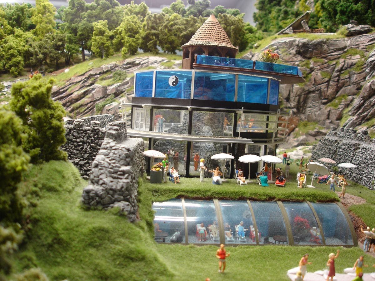 Bild eines Gebäudes aus dem Miniatur Wunderland Hamburg.