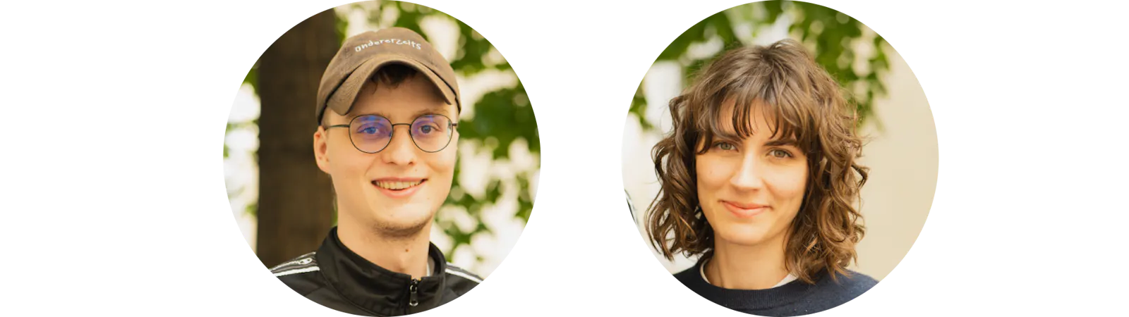 Auf den zwei Bildern sind Johannes Scheucher und Ramona Arzberger zu sehen, sie sind Journalist*innen beim inklusiven österreichischen Medium andererseits. Johannes trägt eine runde Brille und eine Kappe, Ramona hat schulterlange Locken.