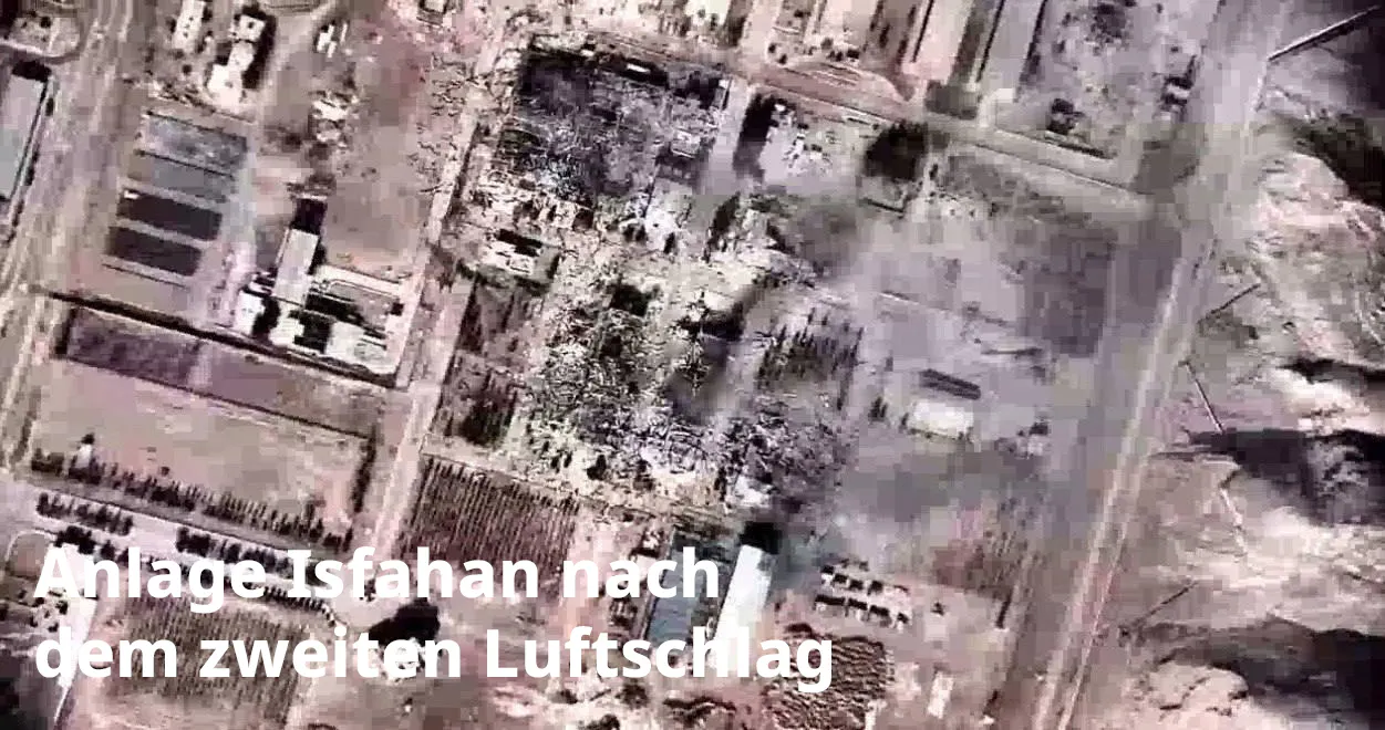 Sattelitenbild nach dem zweiten Luftschlag
