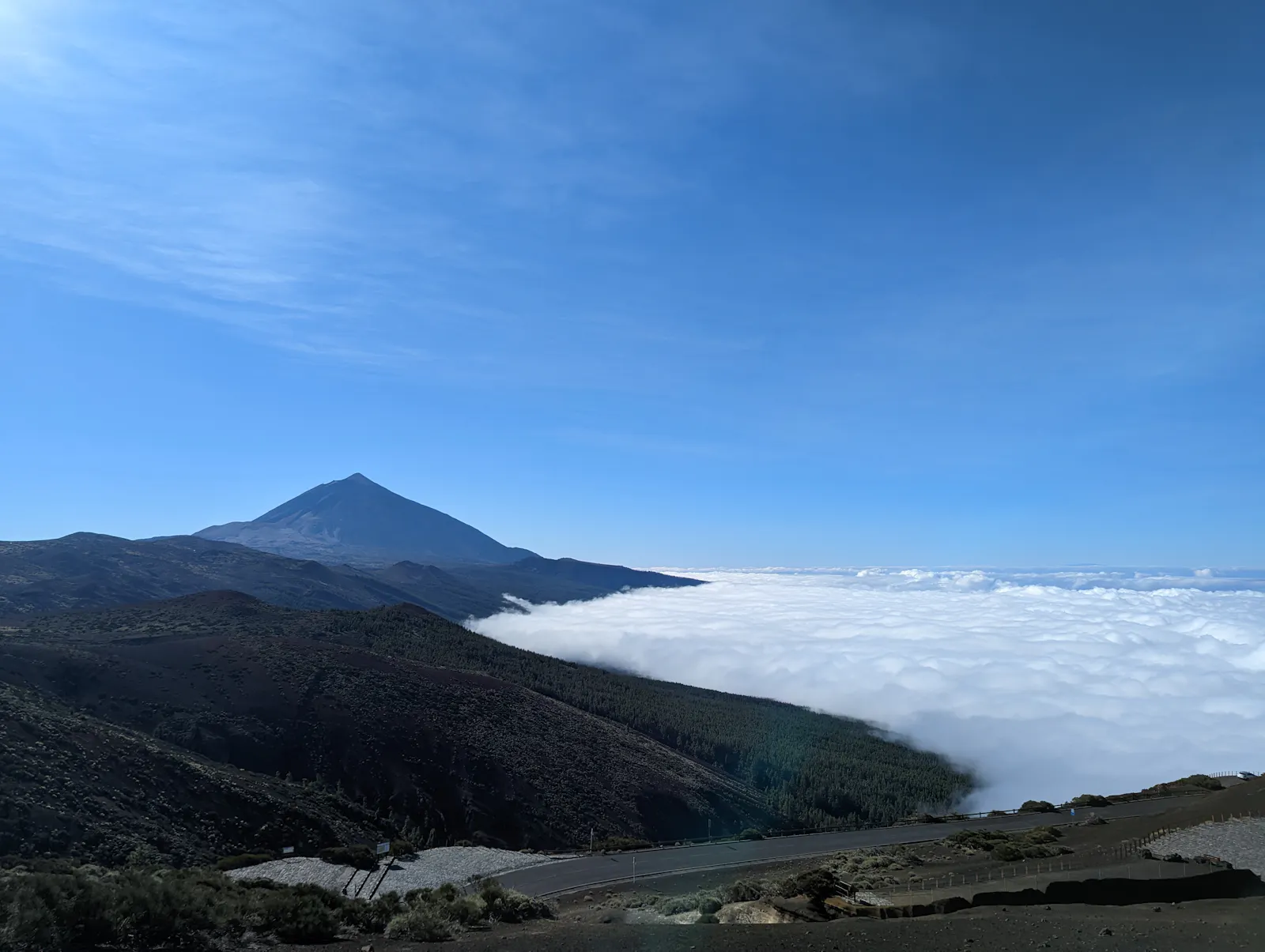 Der Teide auf Teneriffa ist unbedingt eine Reise wert. Foto: Jürgen Brand