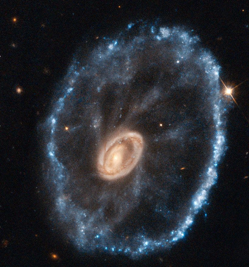 Wagenrad-Galaxie (Bild: NASA/ESA)