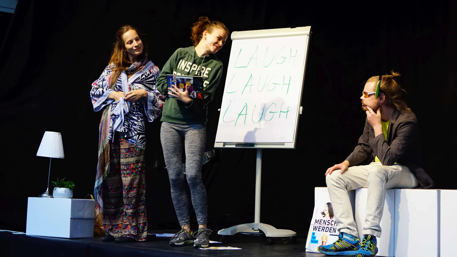 Beyond Words. Die junge Theatergruppe des Club International präsentiert ihr neues Stück im Kulturwerk. Foto: Club International