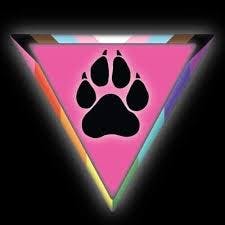 Pink Panthers Patrol Logo
rosa Dreieck, schwarze Pfote eines Panthers