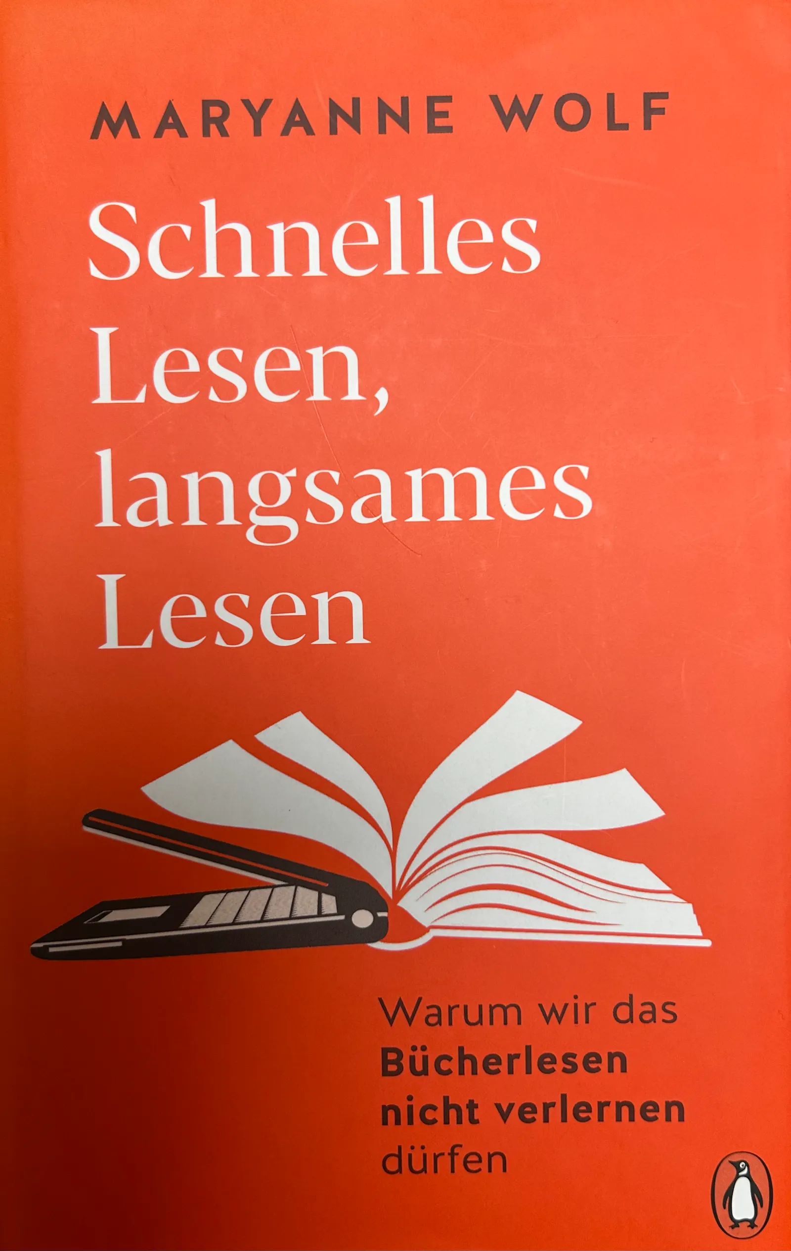 Buchcover, rotorange mit weißer und schwarzer Schrift.