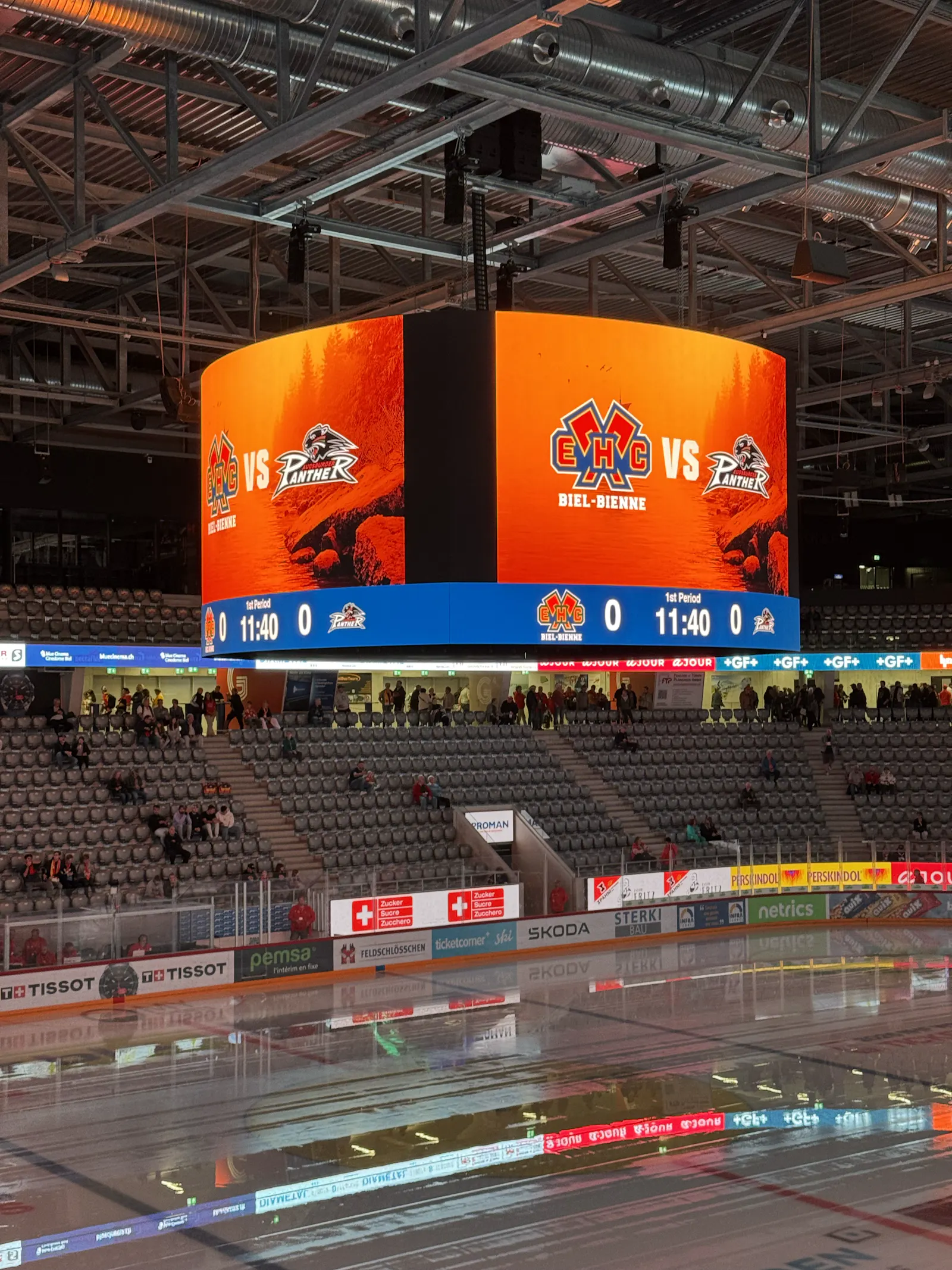 neuer LED-Würfel in der Bieler Tissot Arena.