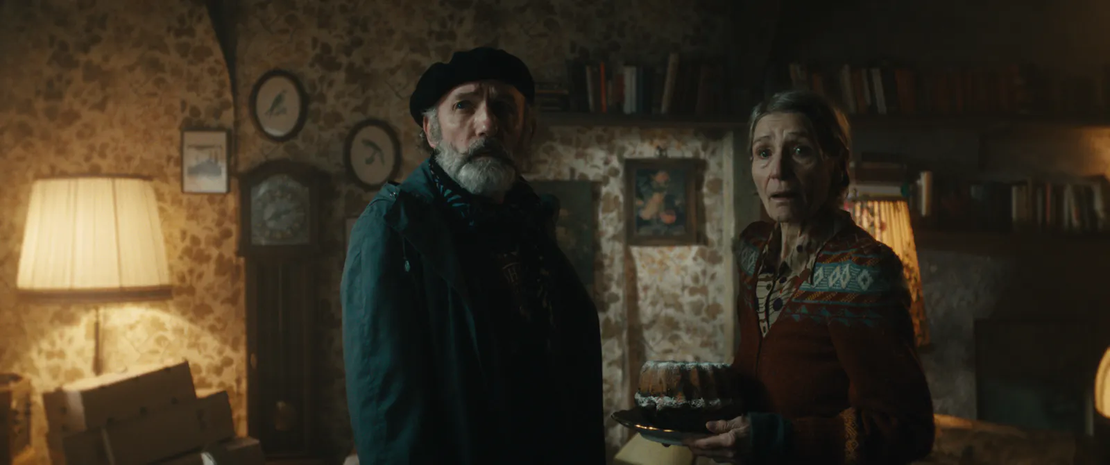 Viktor Knigge (Karl Markovics) und Nachbarin Margit Petersen (Barbara Nüsse) in BLINDGÄNGER