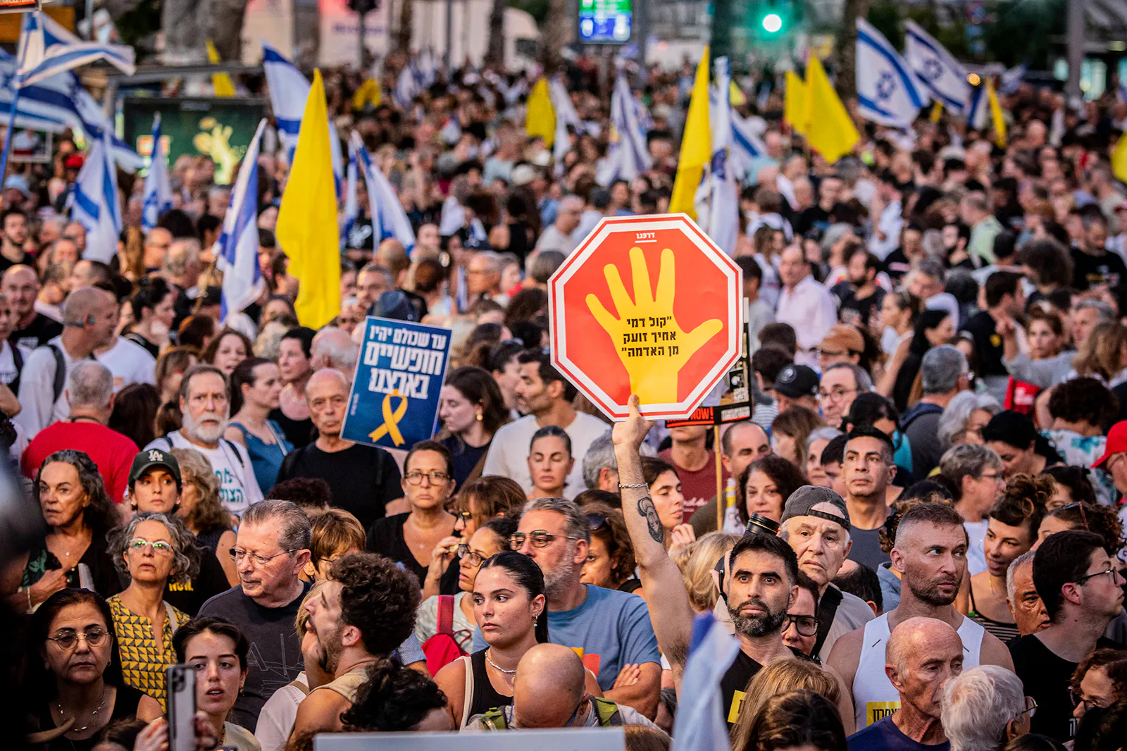 Demonstration in Tel Aviv, geschätzt 200.000 Teilnehmerinnen und Teilnehmer.