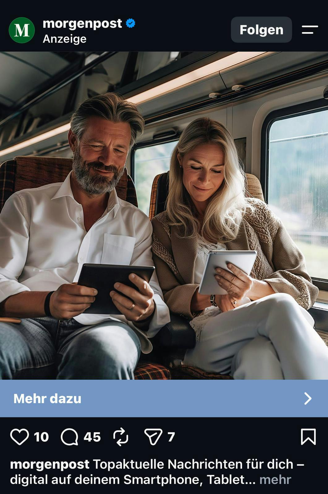 Anzeige der Berliner Morgenpost auf Instagram. Zwei KI-generierte Menschen lesen, im Zug sitzend, digitale Ausgaben der Zeitung.