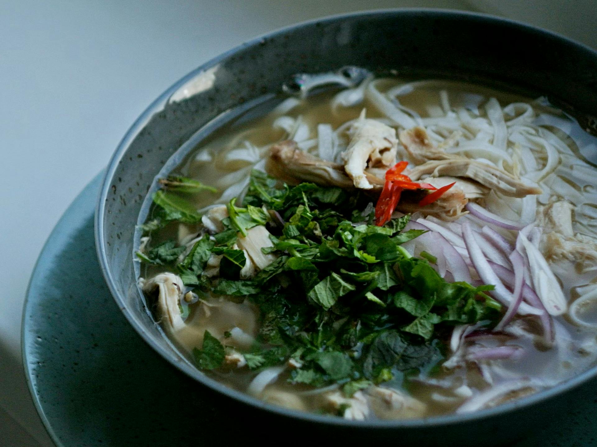 Pho Bo – Vietnams berühmte Nudelsuppe