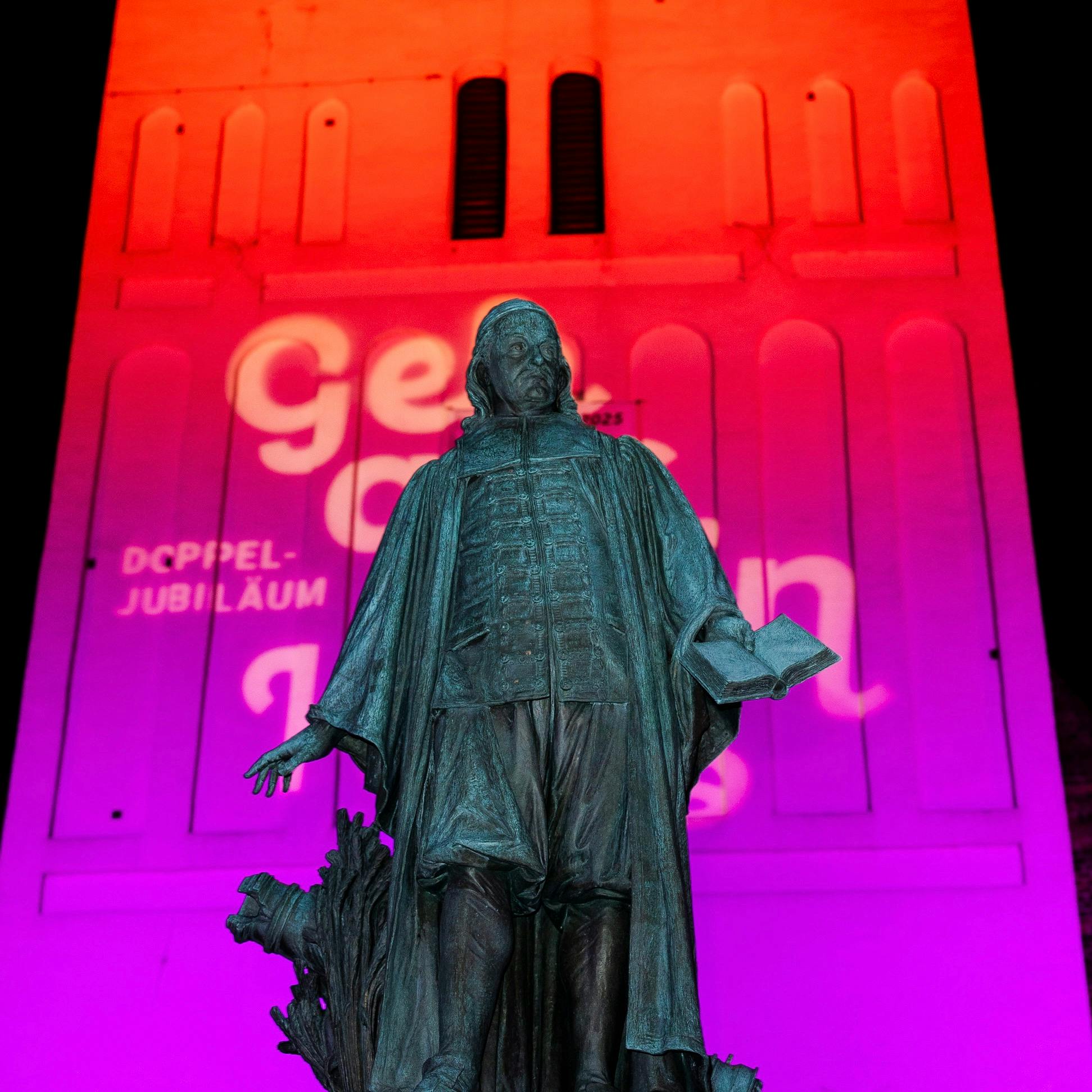 GEH AUS, MEIN HERZ, UND SUCHE FREUD | In Lübben geht die Paul-Gerhardt-Woche auf ihren Höhepunkt zu. Am Sonntag gibt es in der Stadt, in der der Kirchenlied-Dichter wirkte, einen Festgottesdienst um 10 Uhr. Am Nachmittag folgt ein Konzert um 16 Uhr. Am vergangenen Mittwoch war der 350. Todestag von Paul Gerhardt (1607 bis 1676). Foto: Stadt Lübben / F. Bröcker