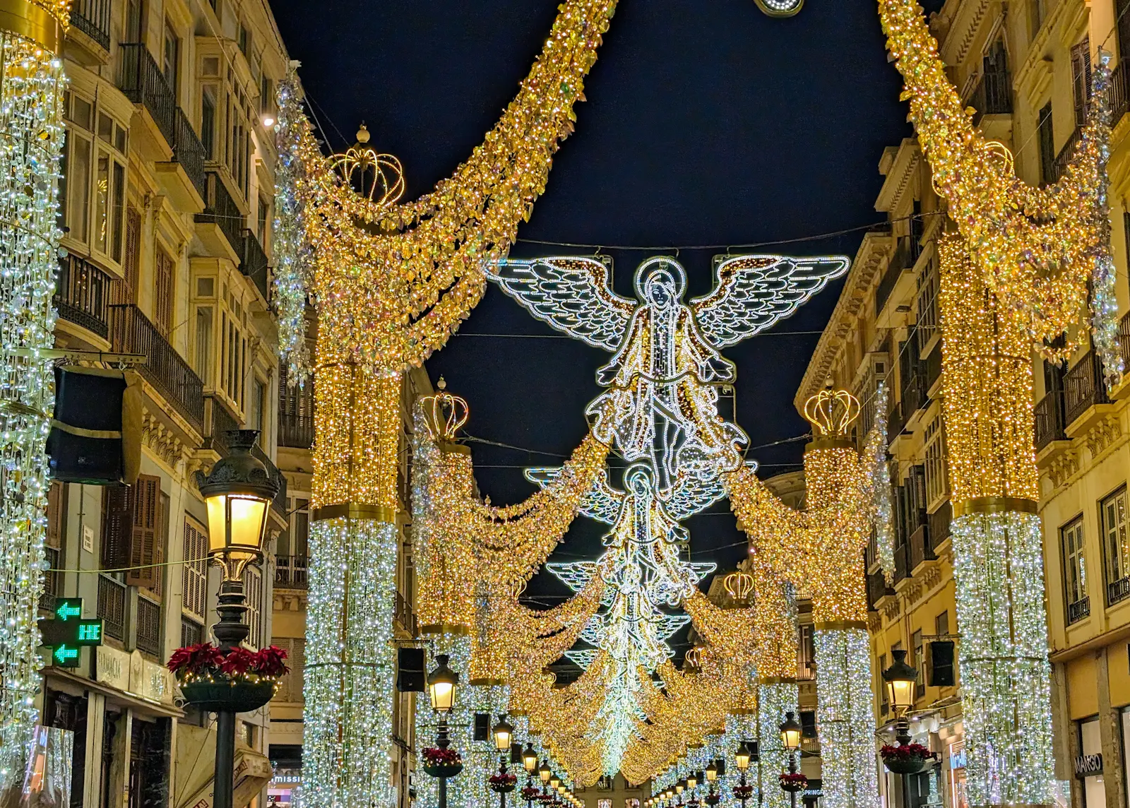 Calle Larios in Málaga mit Weihnachtslichtern