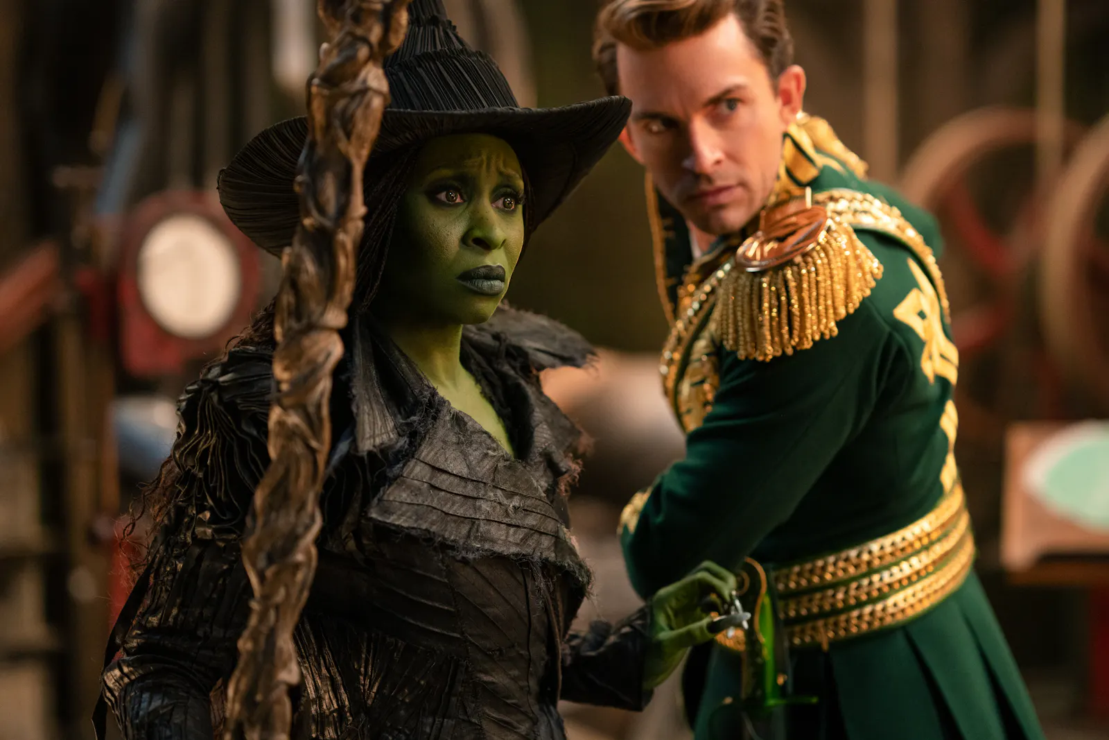 L to R: Cynthia Erivo is Elphaba and Jonathan Bailey is Fiyero in WICKED FOR GOOD, directed by Jon M. Chu.
© Universal Studios. All Rights Reserved.