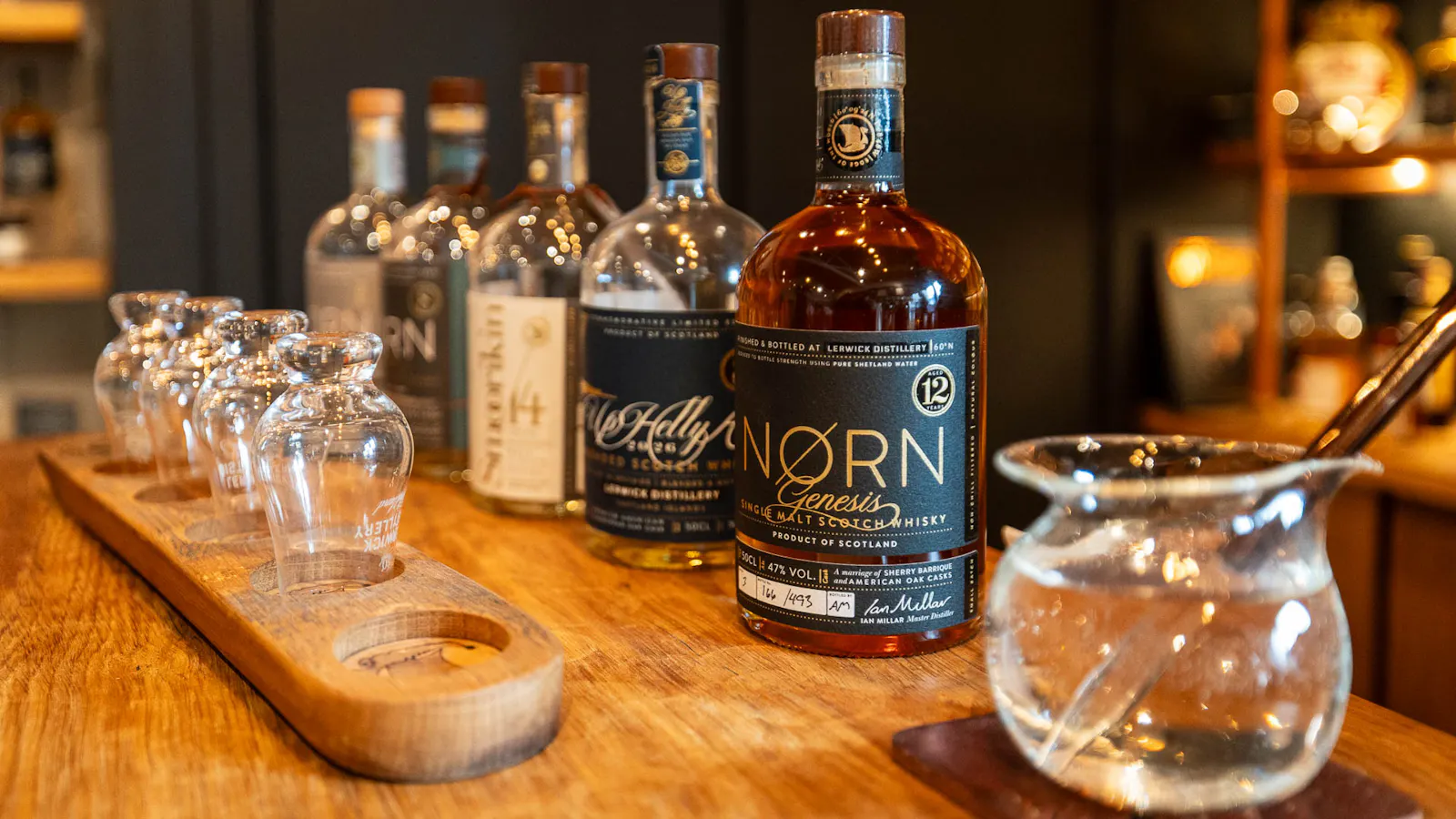 Die Whiskys im Shop geben einen Eindruck vom künftigen Endergebnis