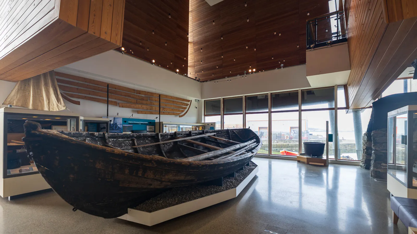 Ein altes Schiff im Museum in Lerwick
