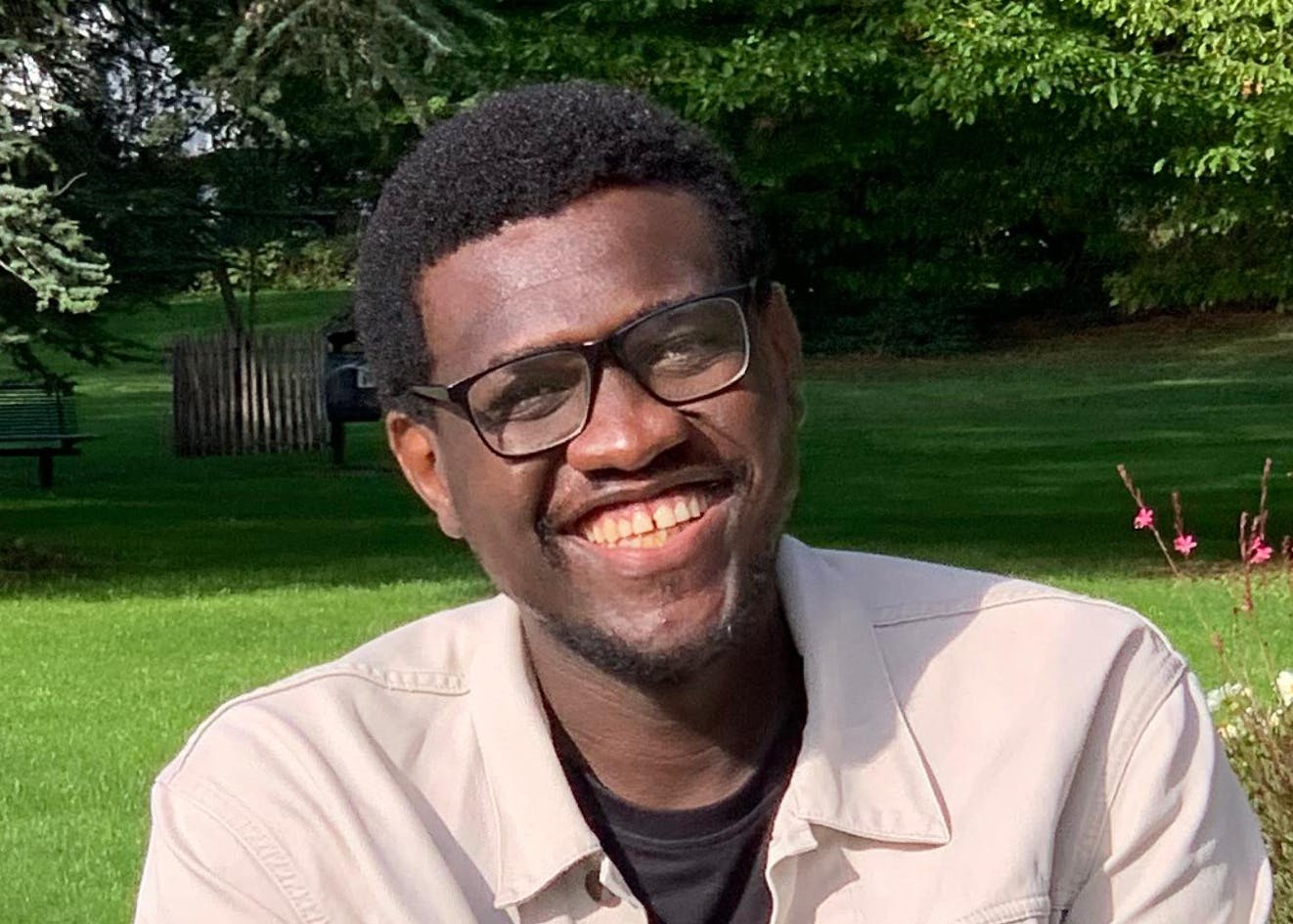 Our short story of the month comes from Texaco La Tsiémé in Brazzaville. It is a tender yet cruel coming-of-age story by Ollier Lemvo Dondedieu Richtel, who currently resides in Geneva...