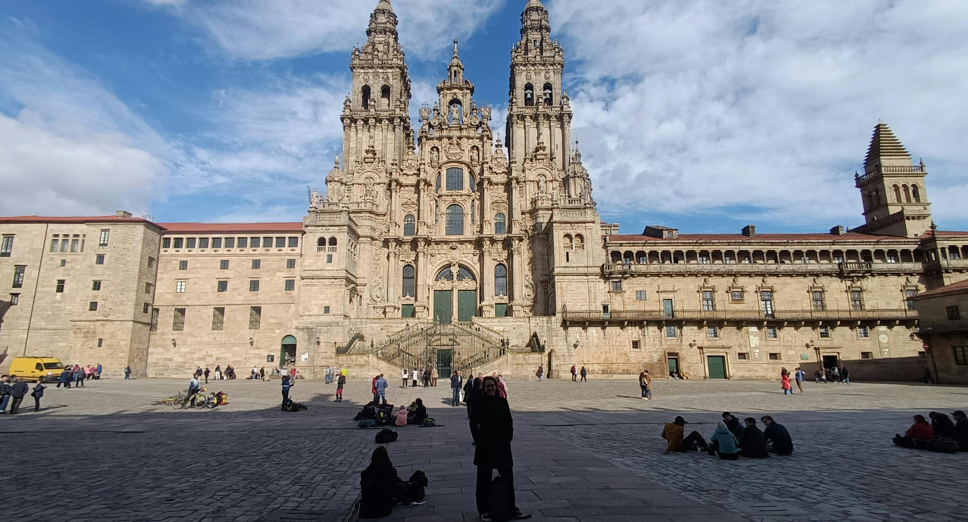 Der Vorplatz vor der Kathedrale von Santiago de Compostela