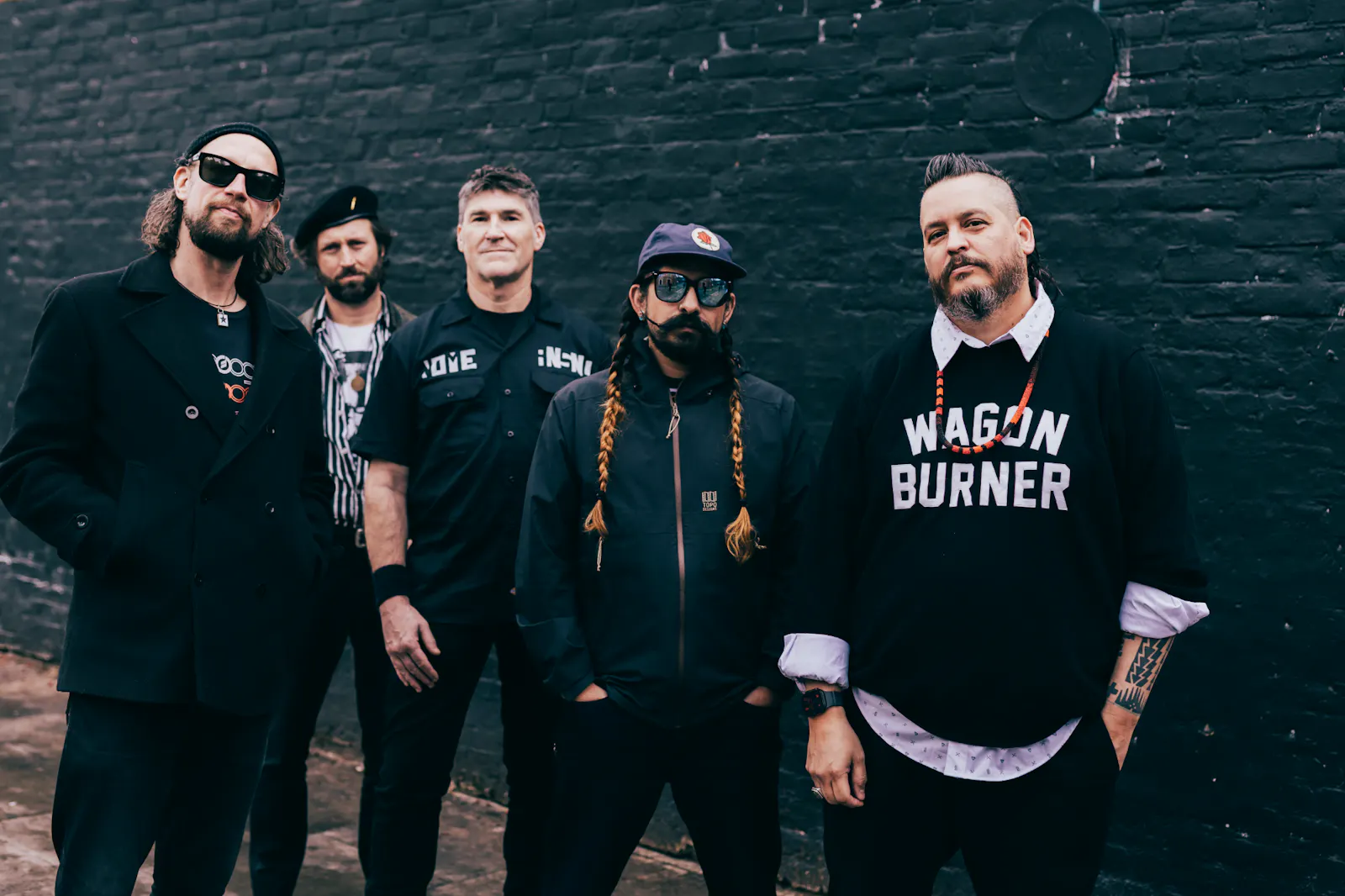 Bandmitglieder von Dead Pioneers